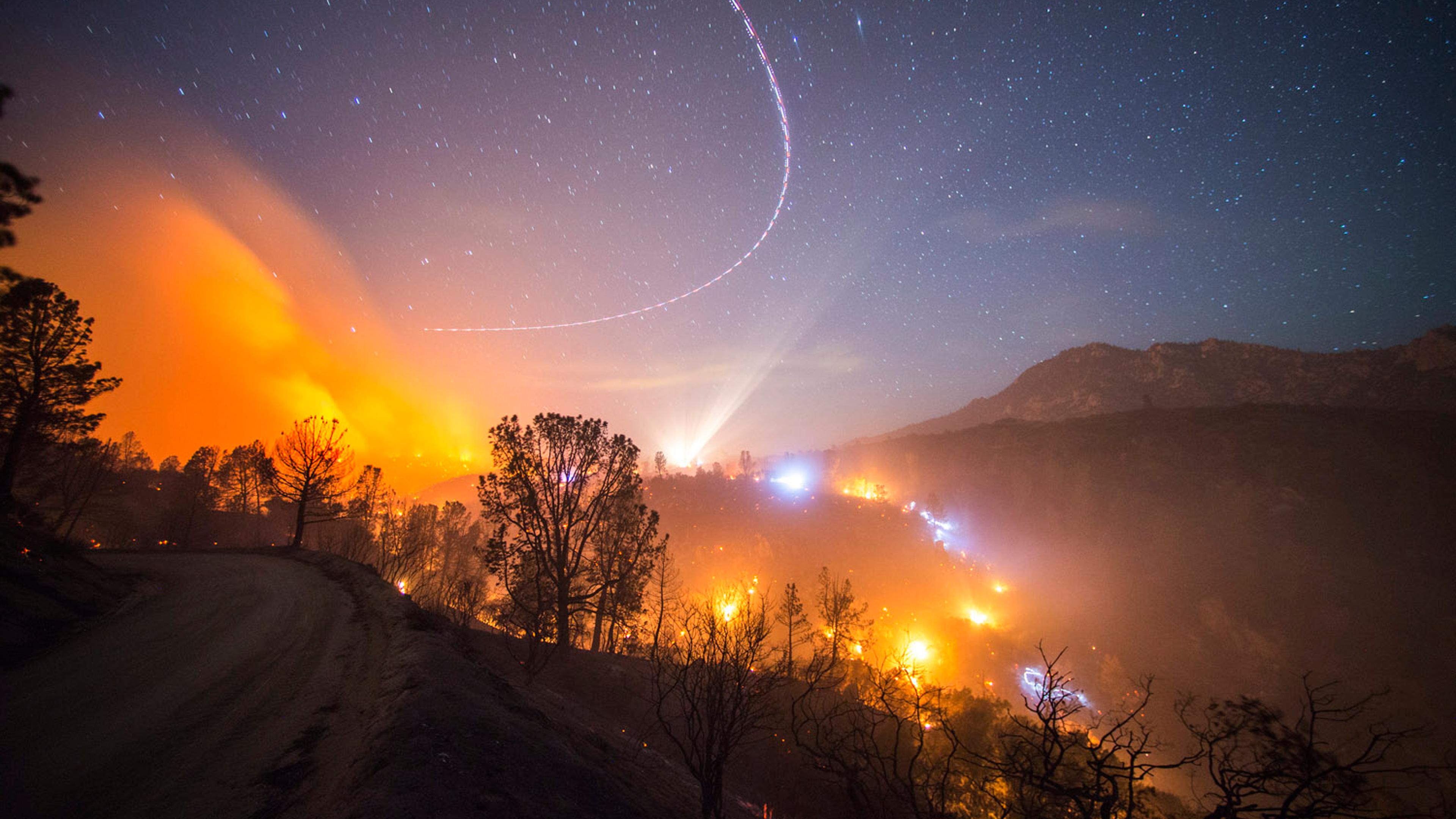 Stuart Palley Chasing Blazes: Stuart Palley's Photos of Wildfires