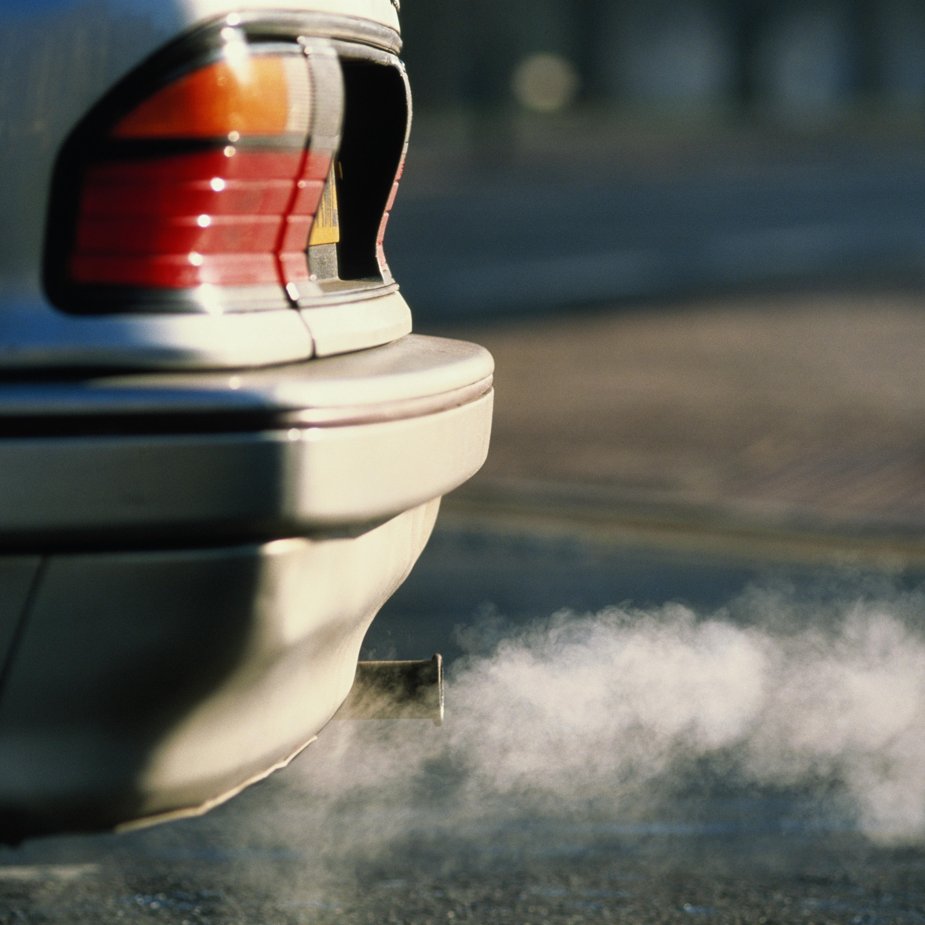 car-exhaust-air-pollution