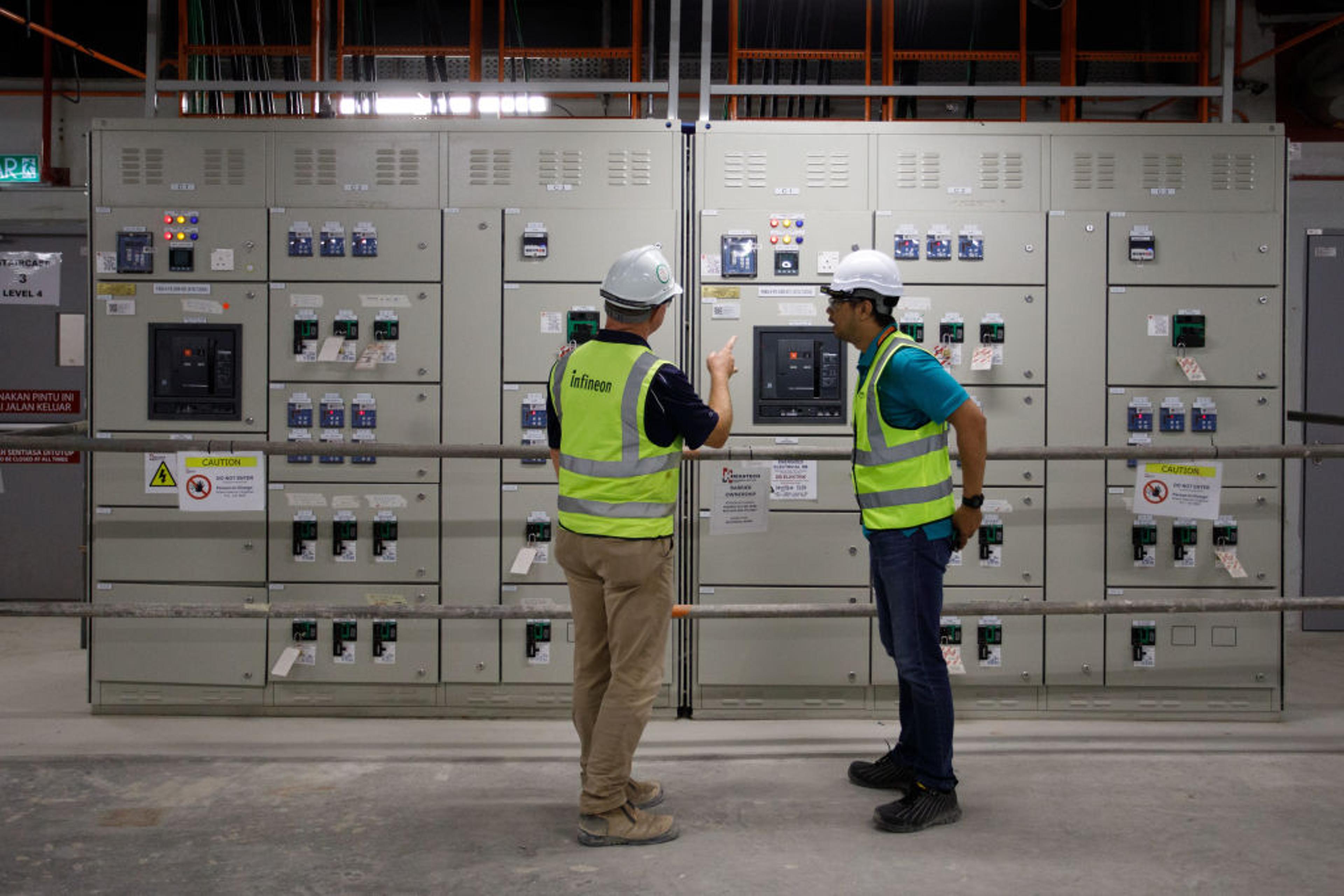 Malaysia Boasts of Chip Clout as Infineon Opens 7 Billion Site