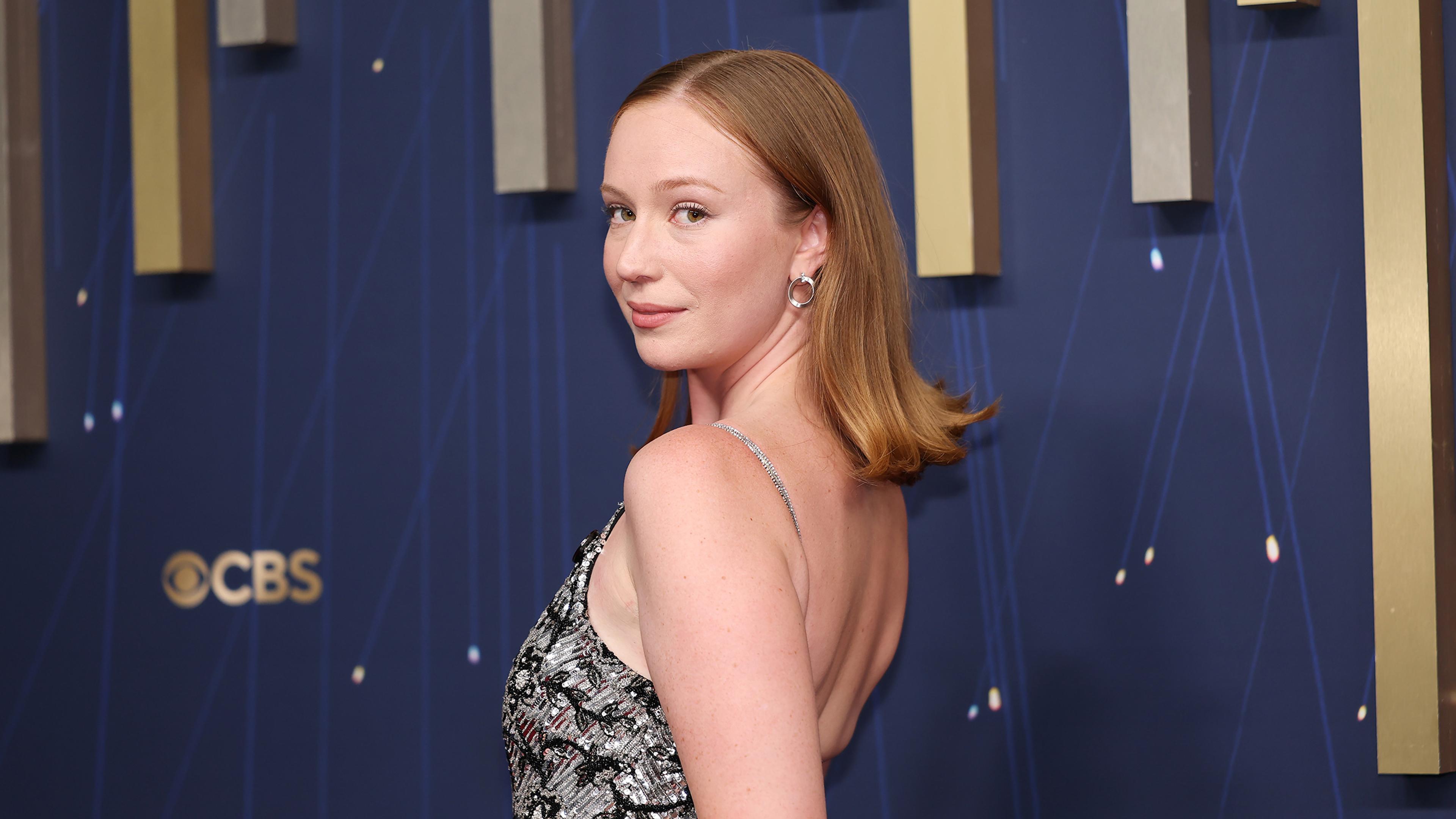 Hannah Einbinder Wins Her First Emmy Award Hannah Einbinder Wins Her First Emmy Award