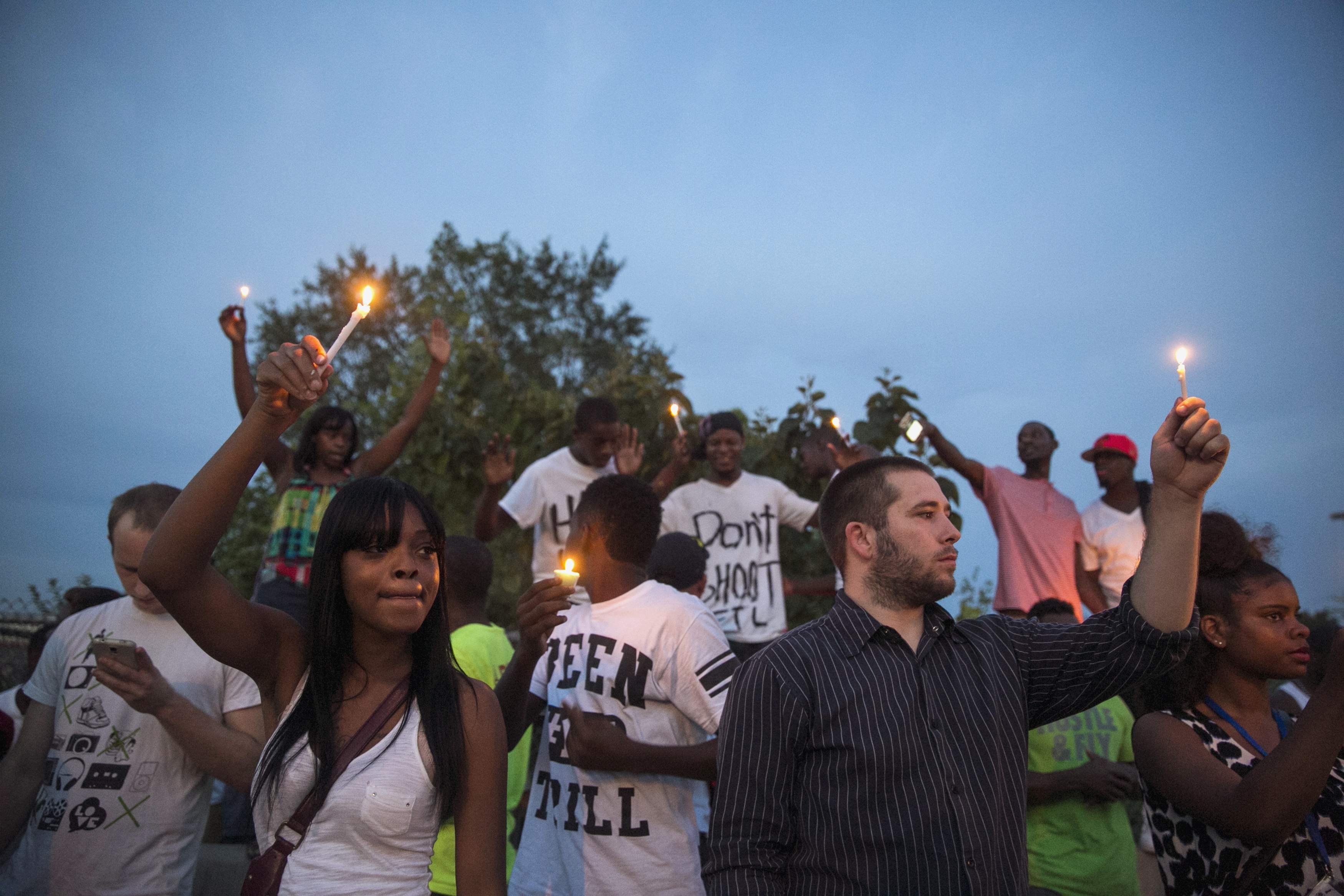 Ferguson Protests Stay Peaceful for the First Night Since Shooting