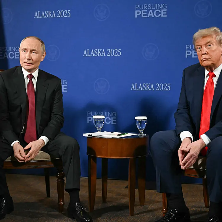 US-UKRAINE-RUSSIA-CONFLICT-SUMMIT-TRUMP-PUTIN