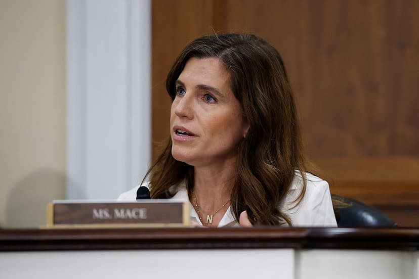 House Panel Defies Trump in Vote to Subpoena Epstein Files