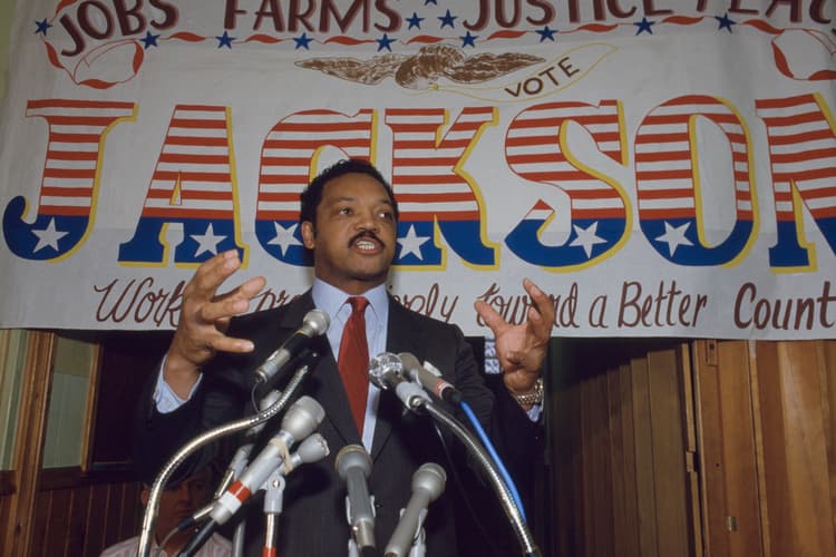Jesse Jackson, Civil Rights Leader, Dies at 84