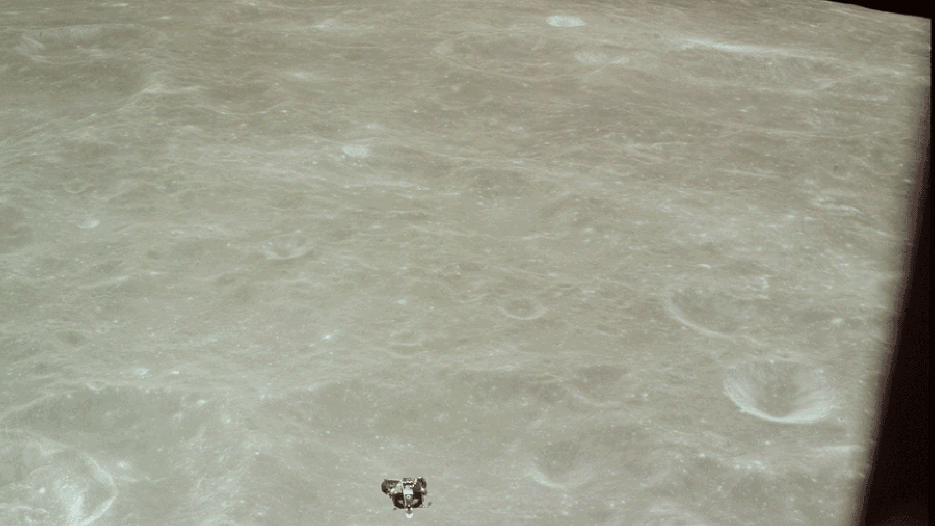Apollo Lunar Rendevous See the Apollo 11 Moon Landing in 5 GIF Animations