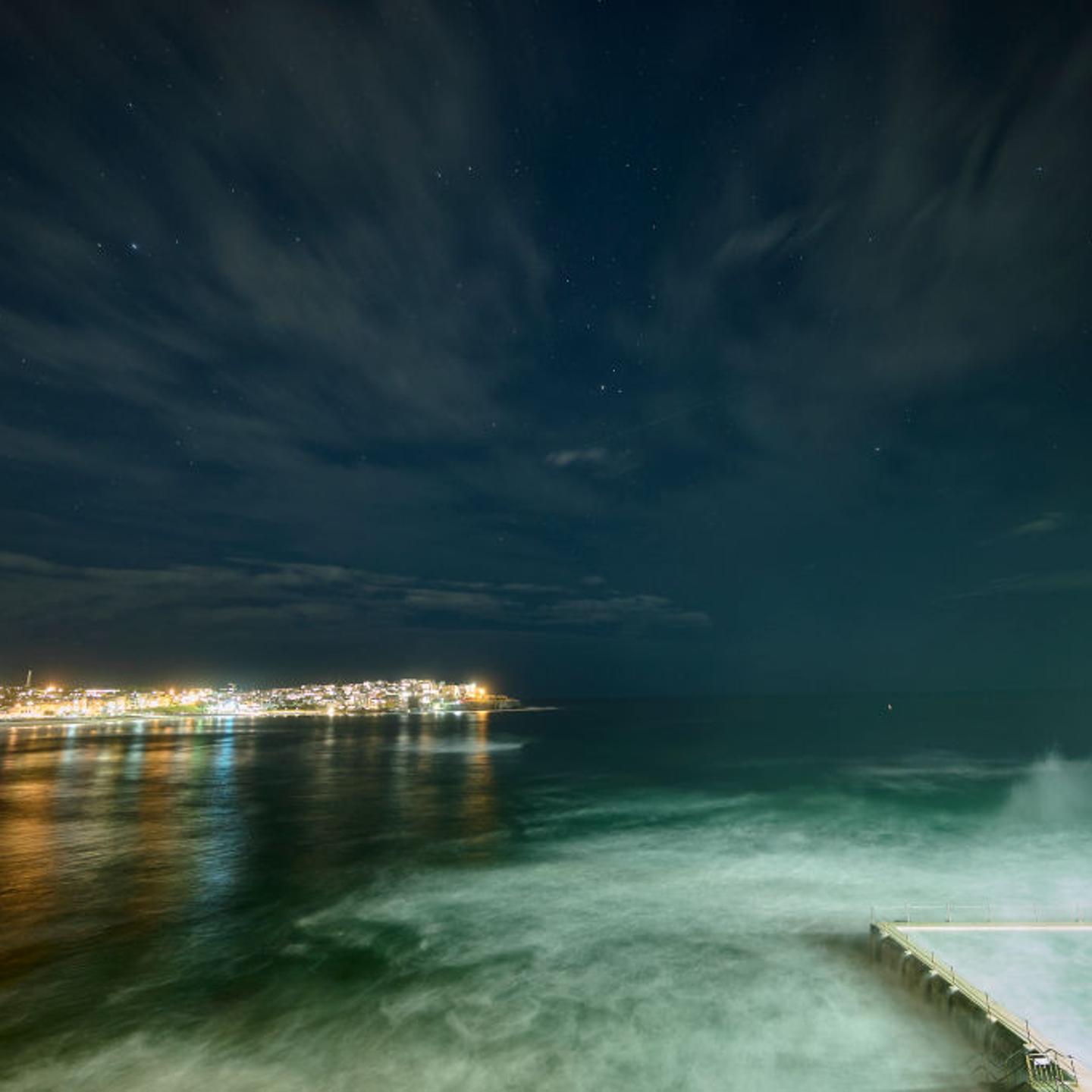 Meteor Showers Seen Over Sydney