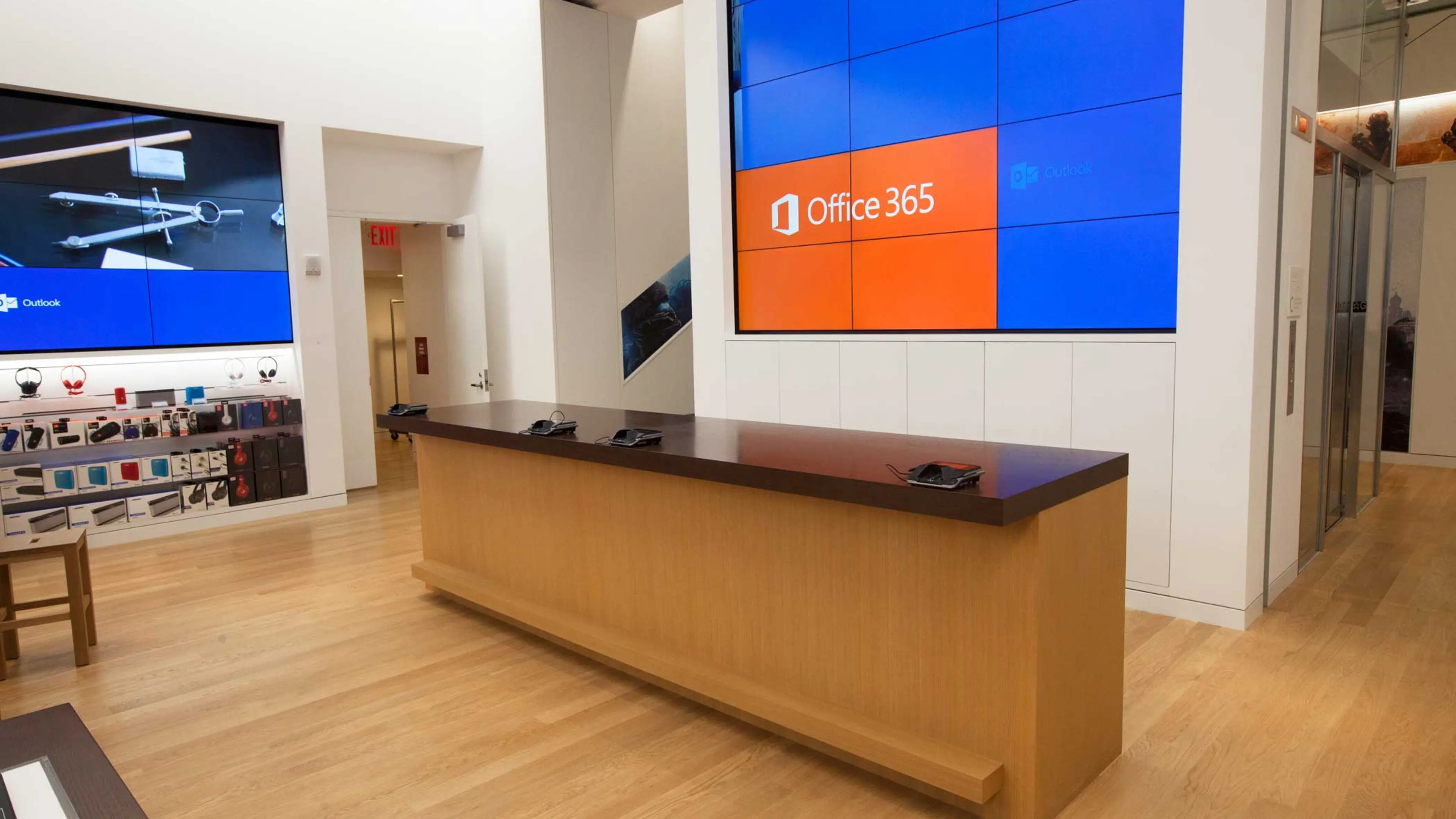 Microsoft Opens FirstEver Flagship Retail Store in NYC