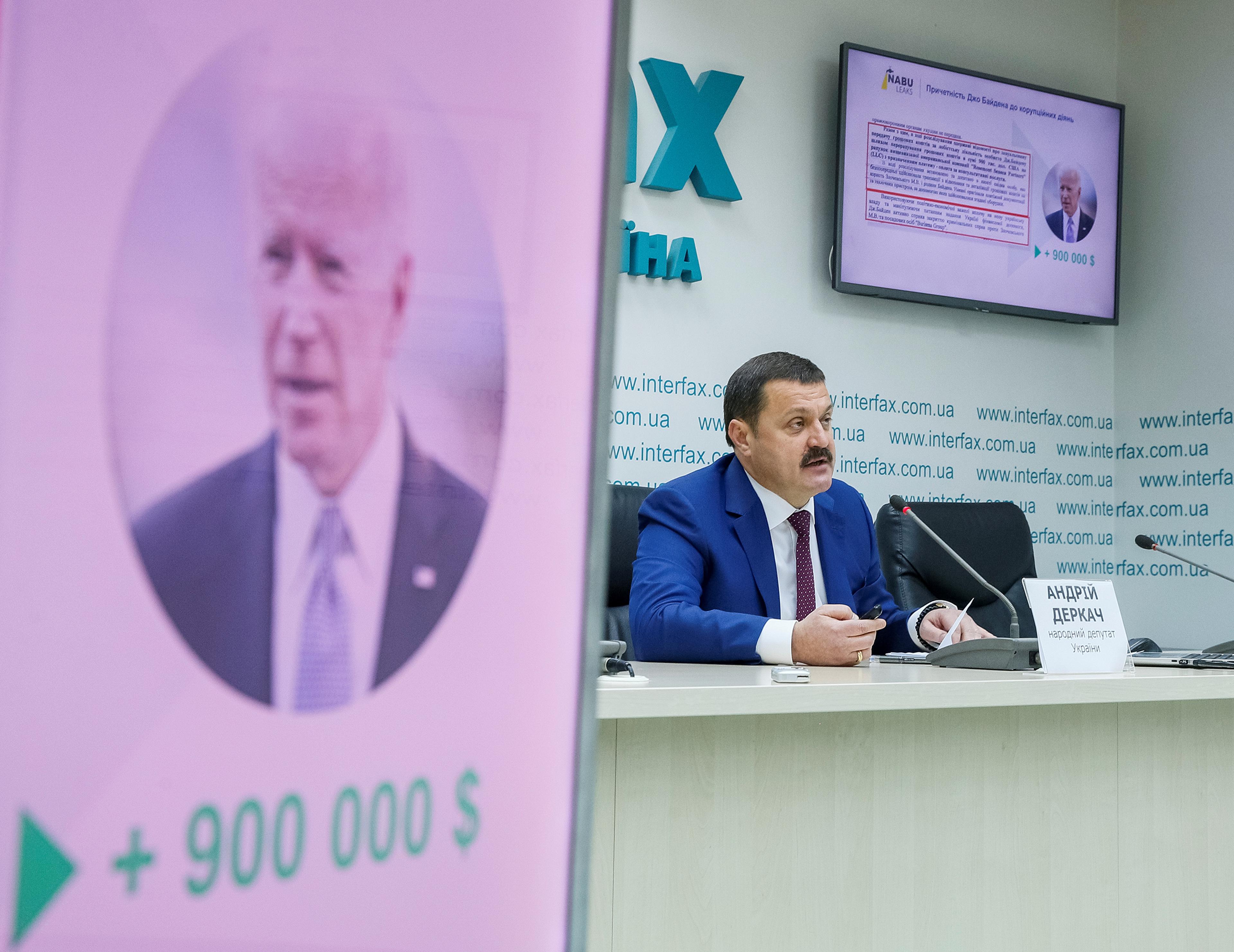 Ukrainian lawmaker Andriy Derkach at a news conference in Kyiv on Oct. 9, 2019.