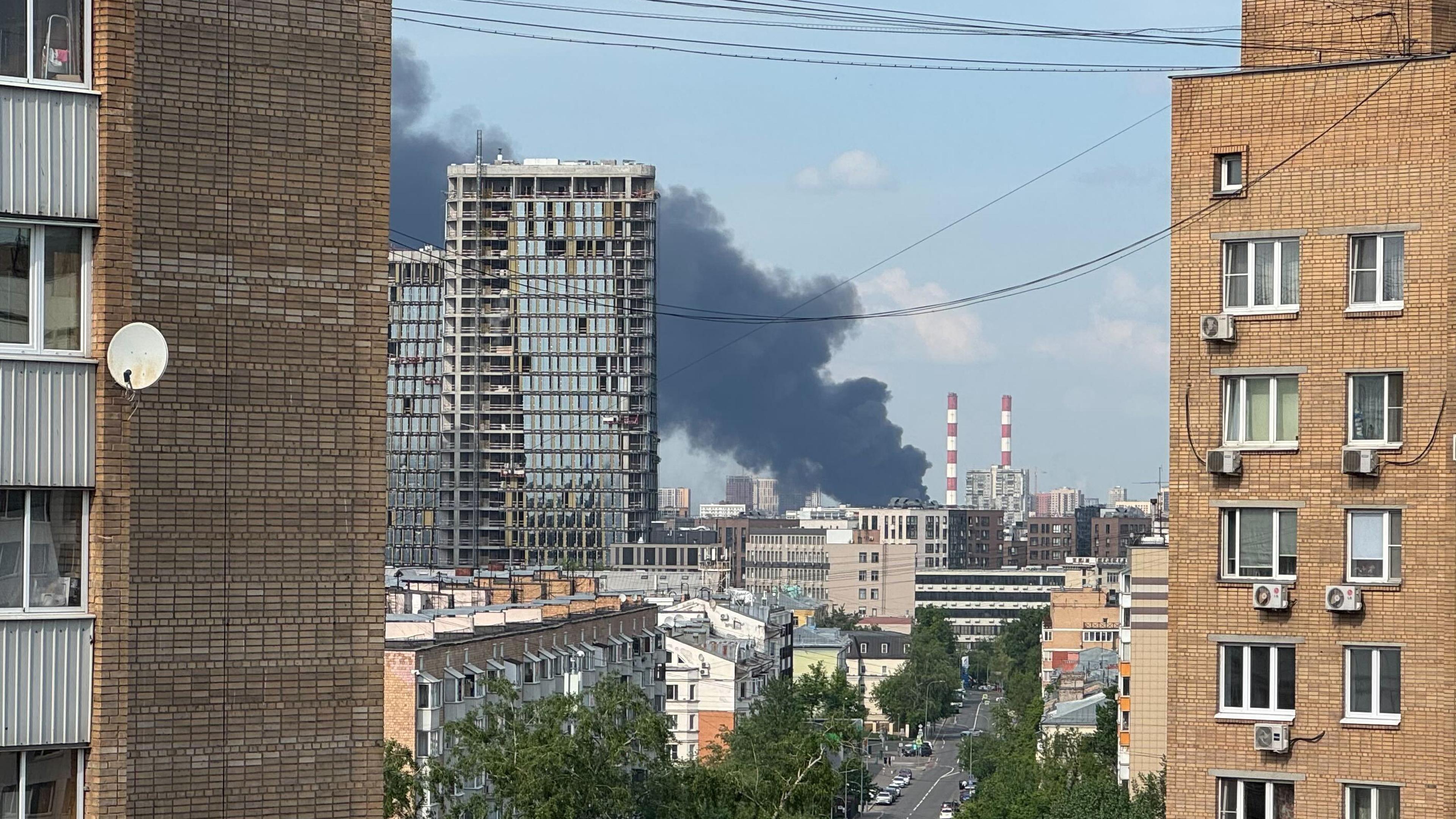 Zelensky Hails Ukraine's Growing Reach After Massive Moscow Drone Strike