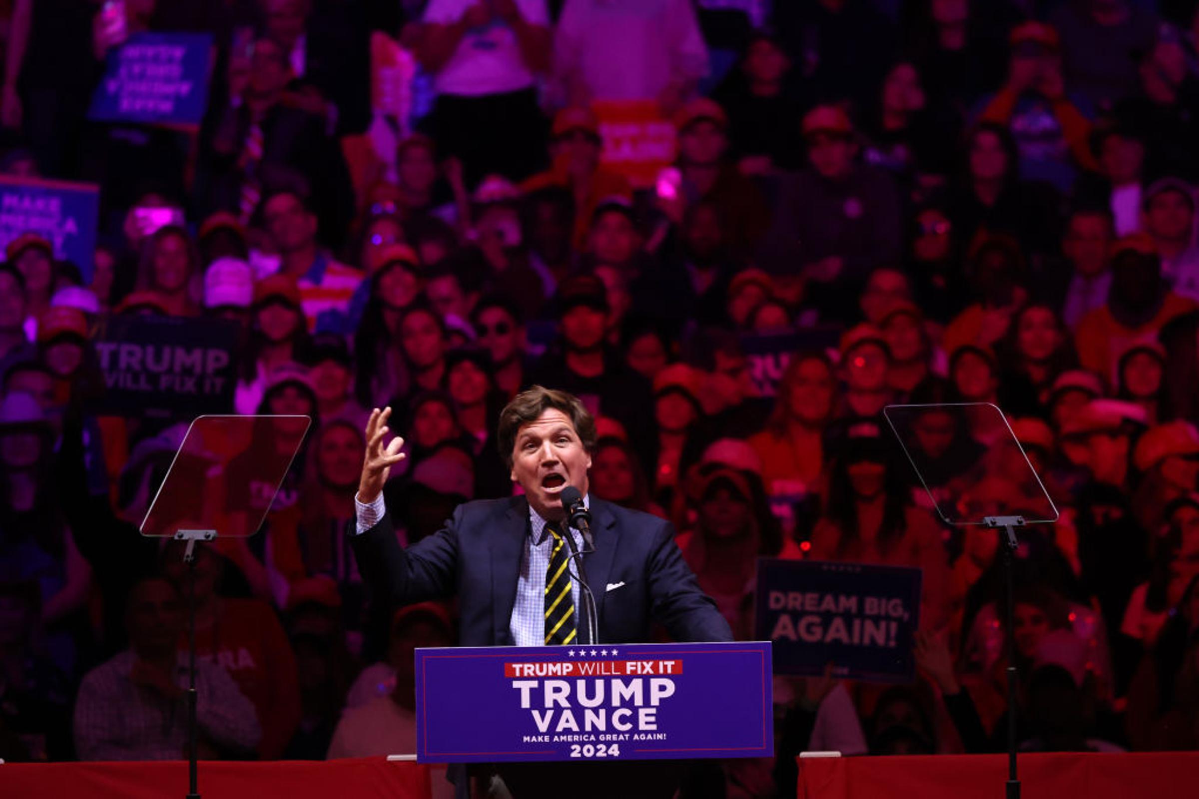 Runtuhnya Aliansi Trump dan Tucker Carlson