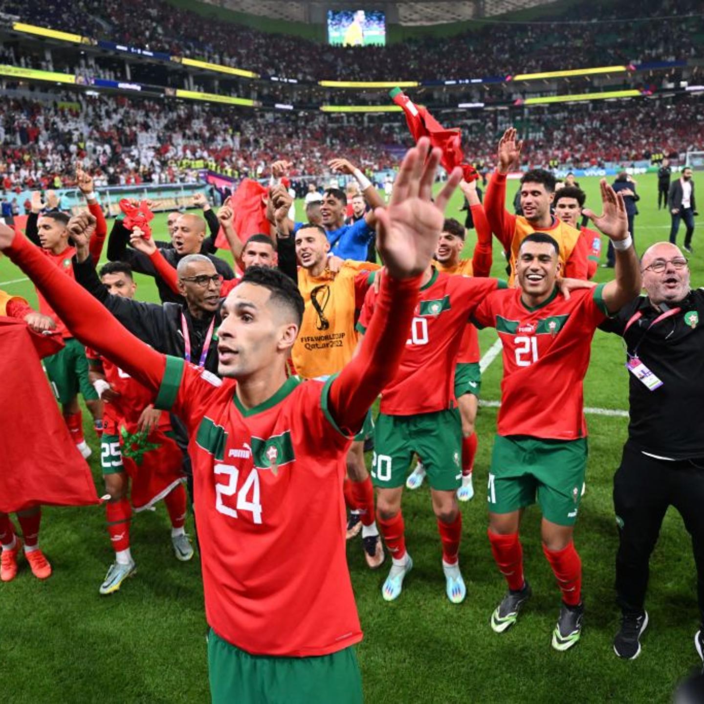 TOPSHOT-FBL-WC-2022-MATCH60-MAR-POR