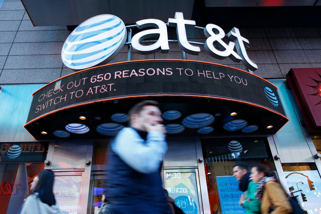 Why AT&T Is Buying Time Warner for $85.4 Billion
