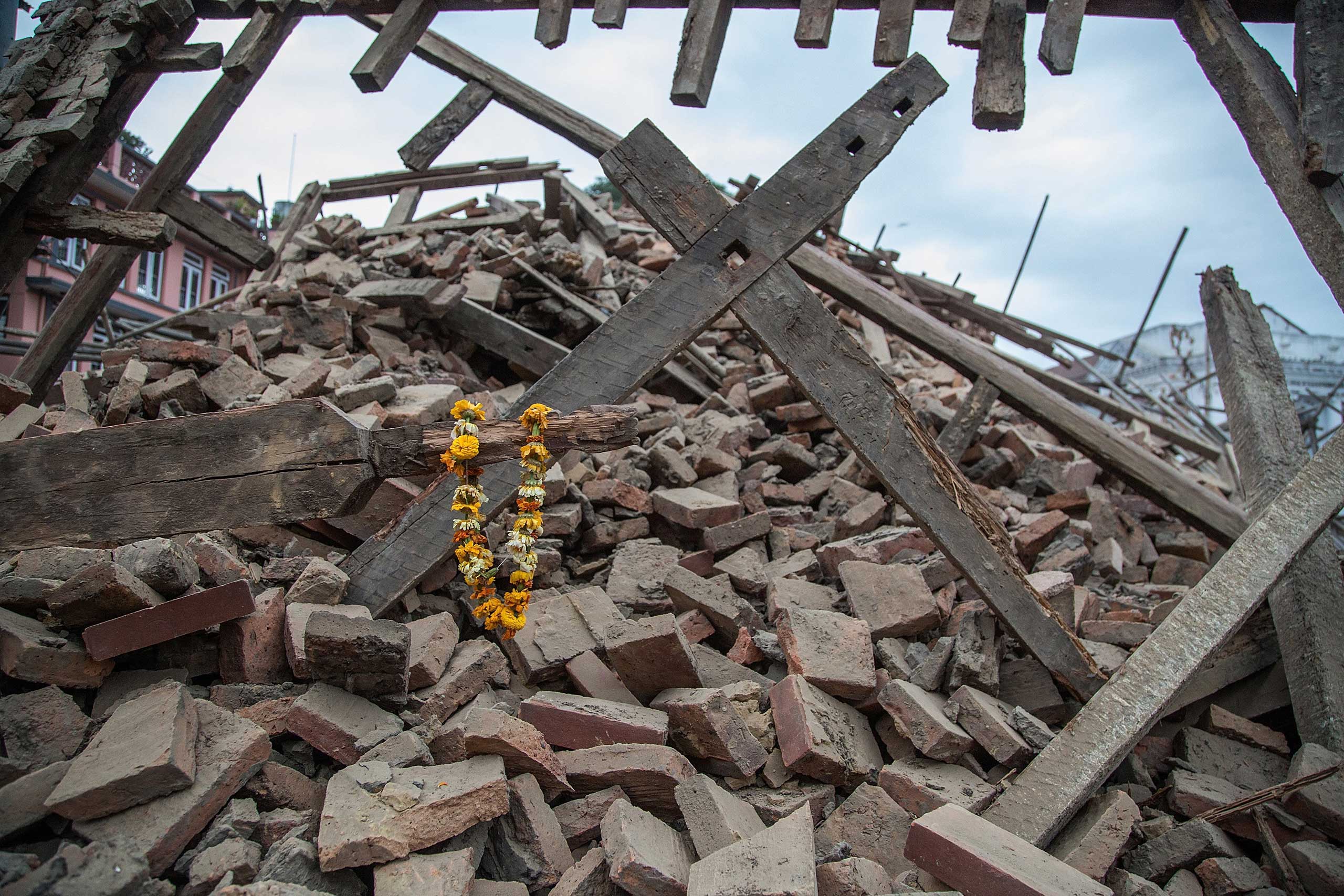 Nepal Earthquake: The Story Behind the Photos of the Devastation