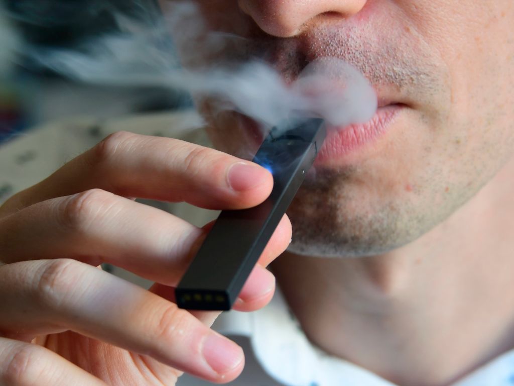 Trump Administration Announces Ban on Some Flavored Vapes