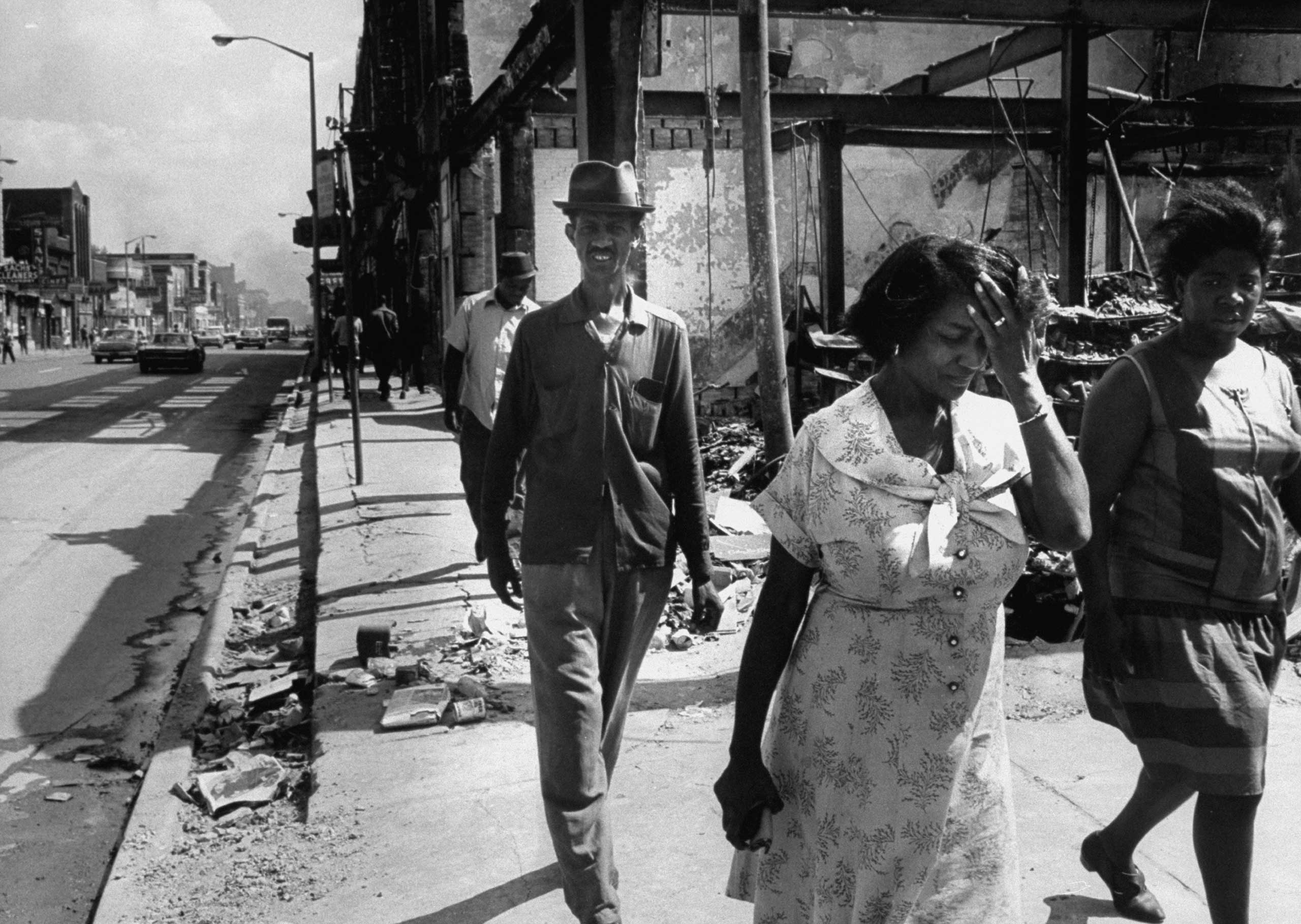 Detroit Burning: Photos From the 12th Street Riot, 1967