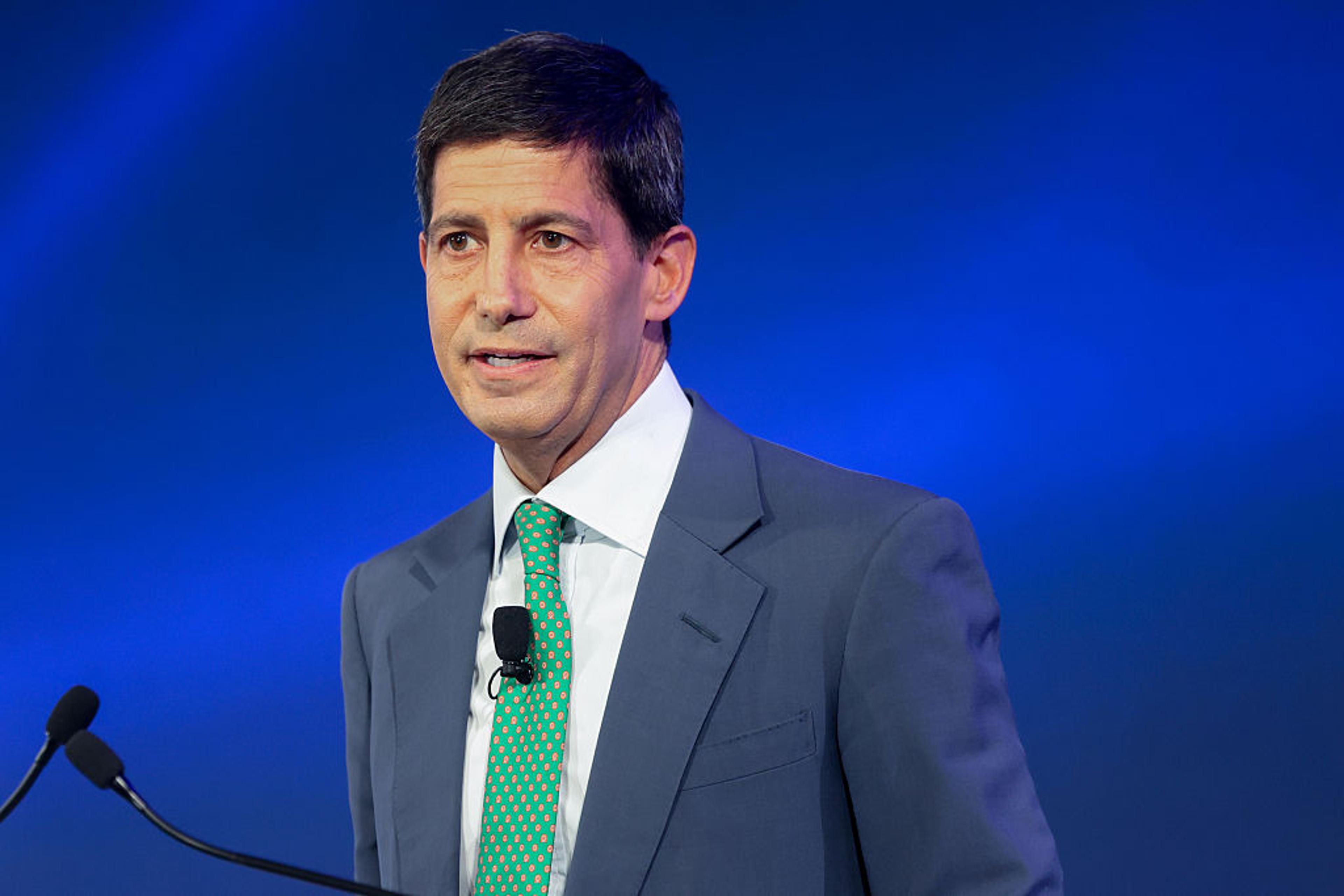 Trump Nominates Kevin Warsh as Federal Reserve Chair