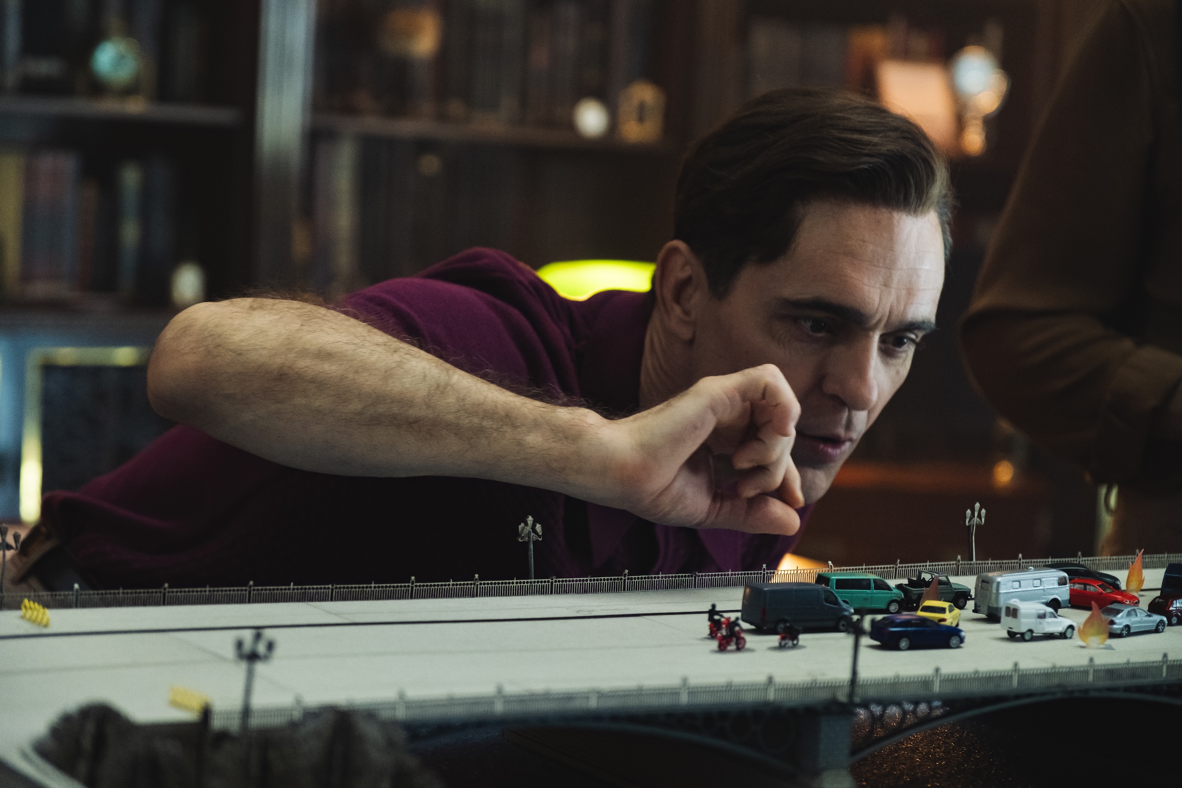 Breaking Down the Ending of Heist Series Berlin and the Lady with an Ermine