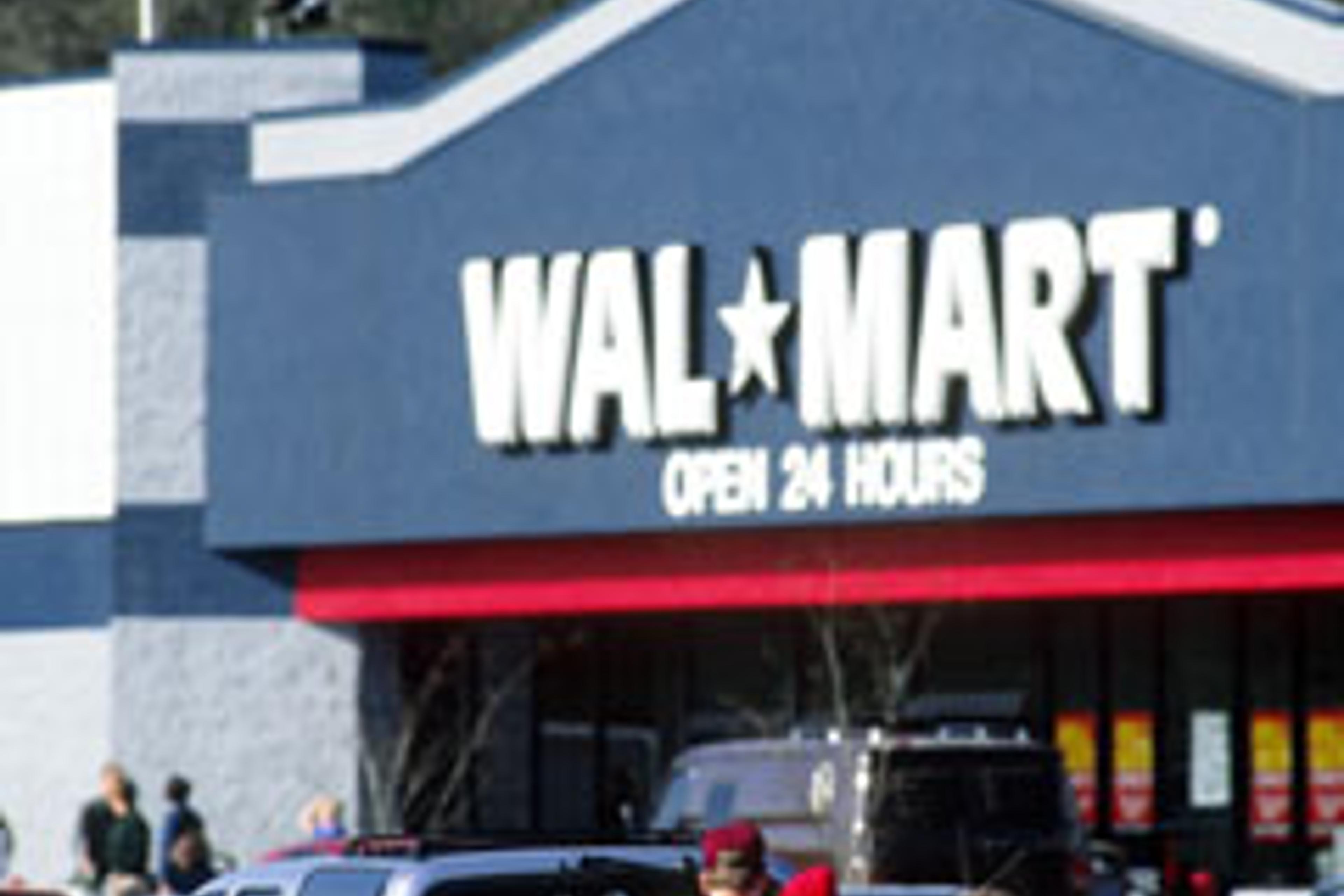 Walmart Rep Wal-Mart PR Rep Poses as Reporter to Infiltrate Union Meeting
