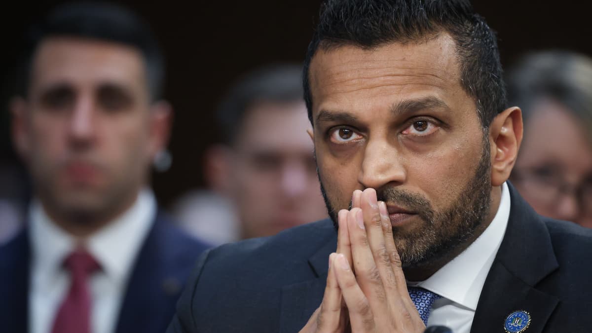 Những điều cần biết về cáo buộc Giám đốc FBI Kash Patel uống rượu quá mức