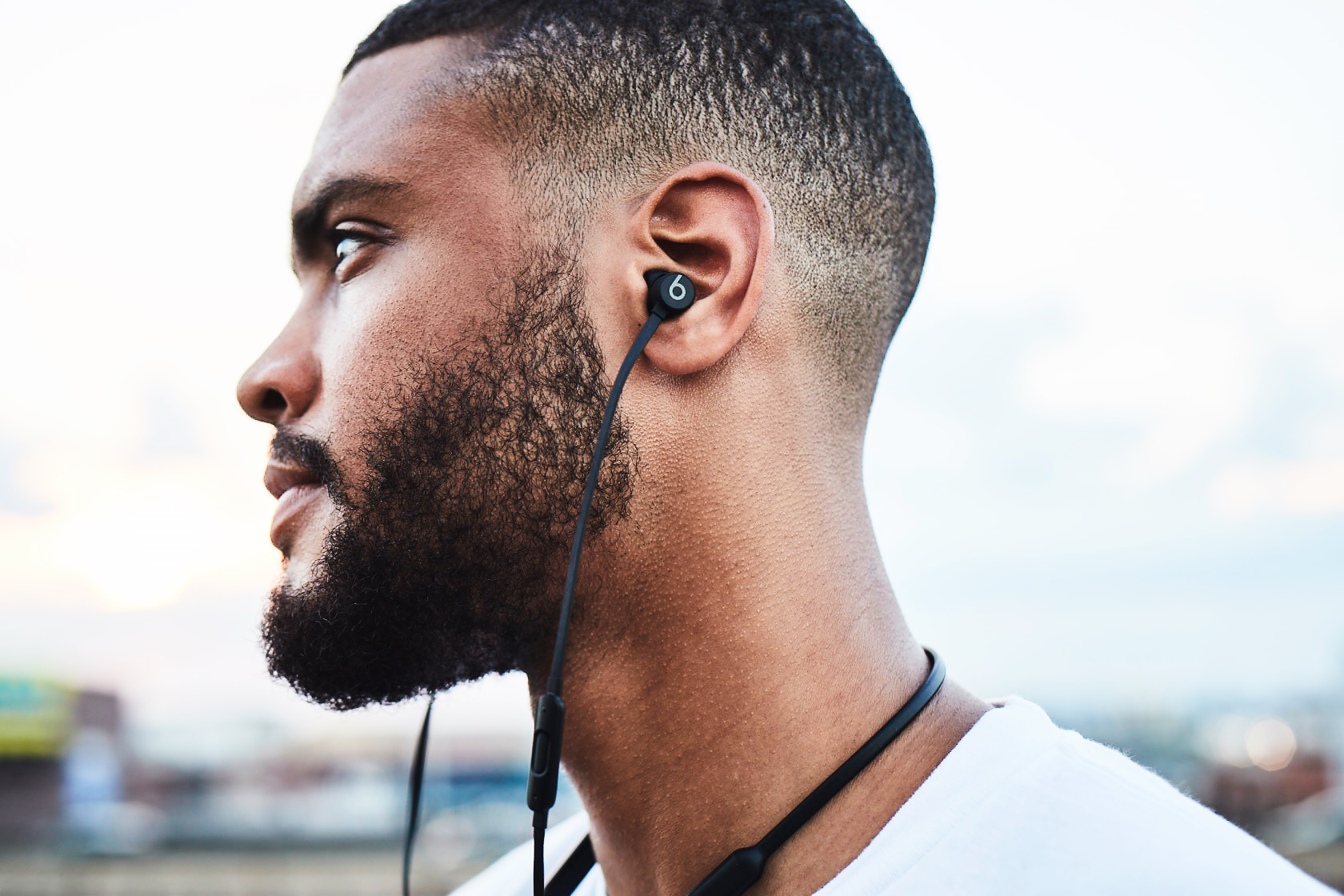 Apple BeatsX Wireless Headphones to be Released Feb. 10