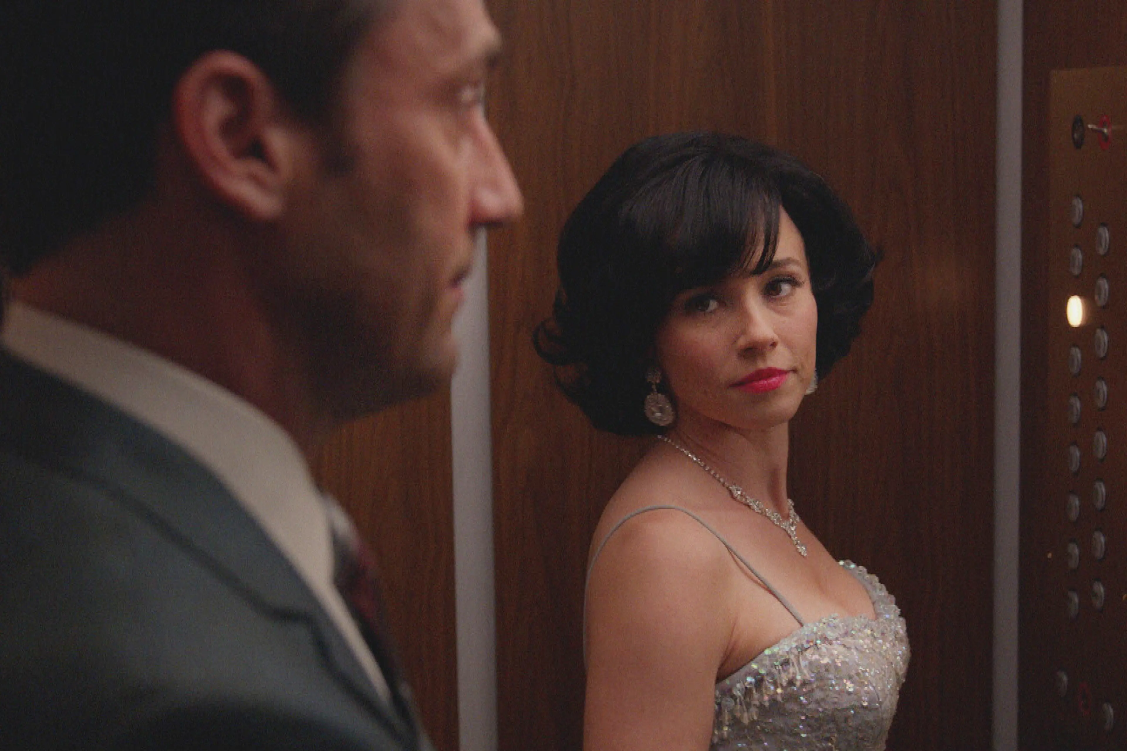 Mad Men: Linda Cardellini on the Show's Secrets, Sex Scenes and Finale Mad Men: Linda Cardellini on the Show's Secrets, Sex Scenes and Finale