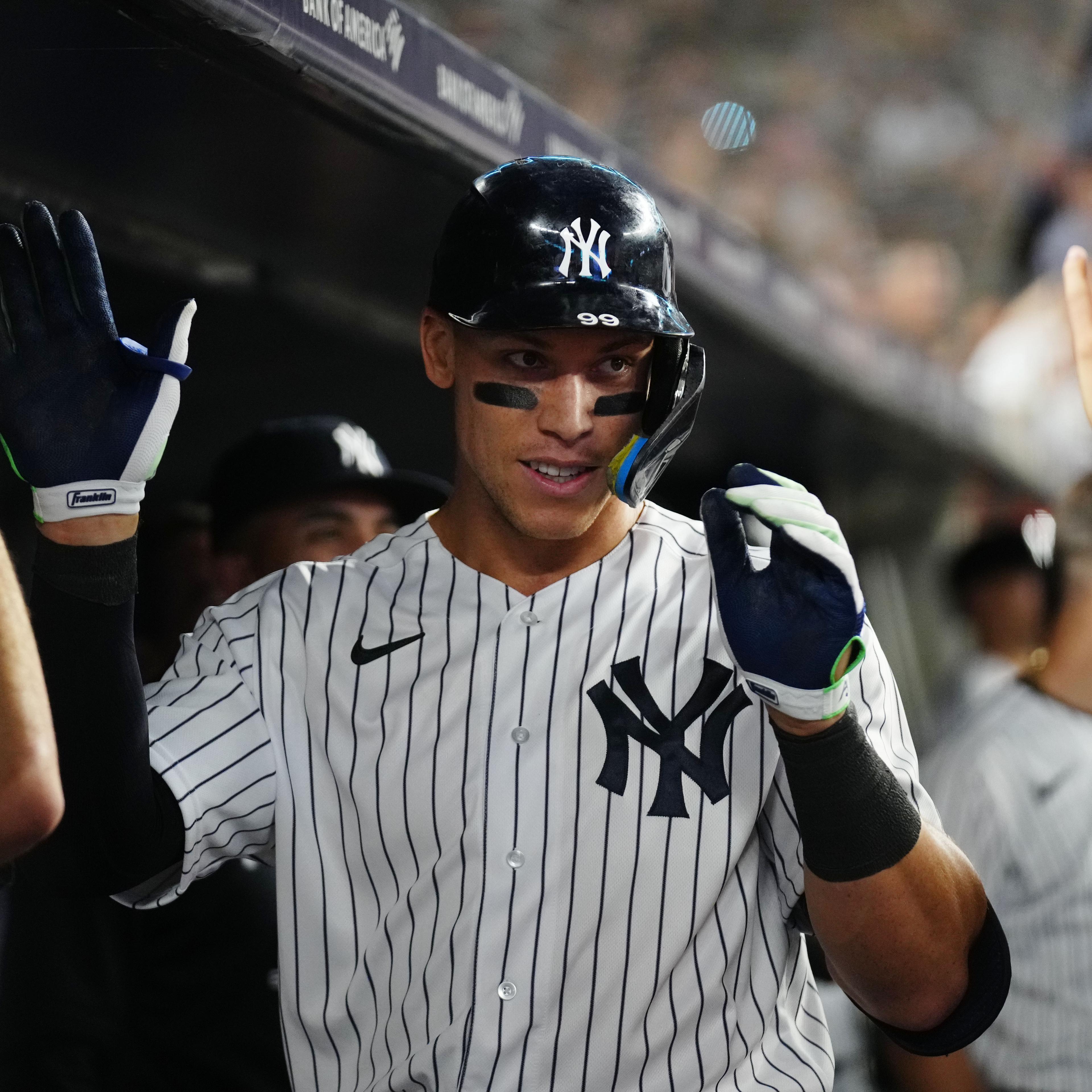 Pittsburgh Pirates v. New York Yankees