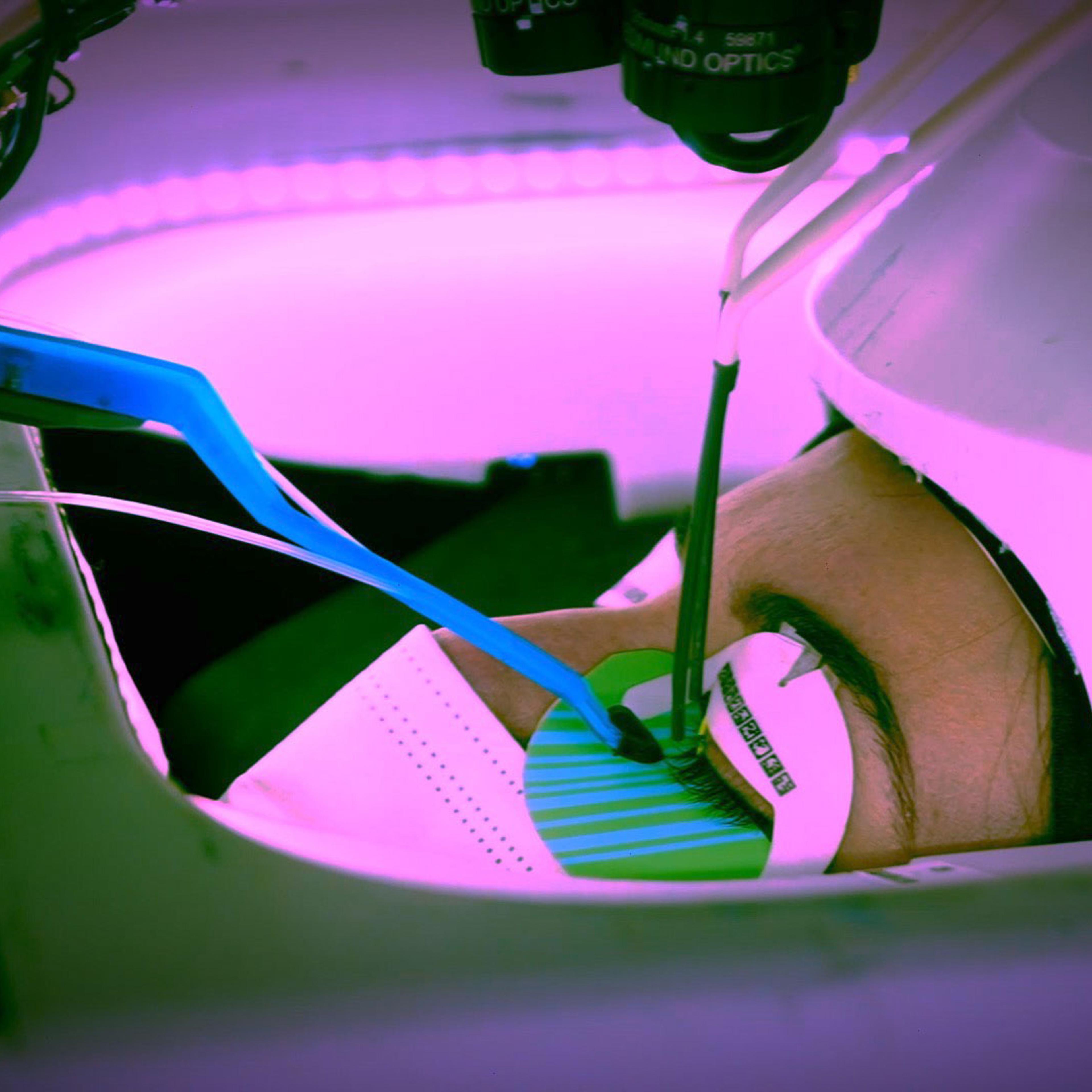 LUUM's A.I. Lash Extension Robot Best Inventions