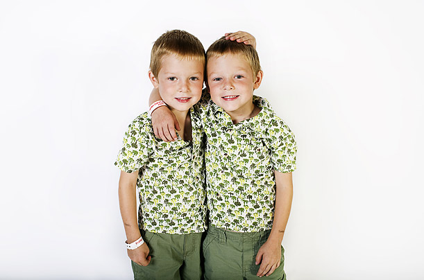 The Annual Twins Days Festival - Photo Essays - TIME