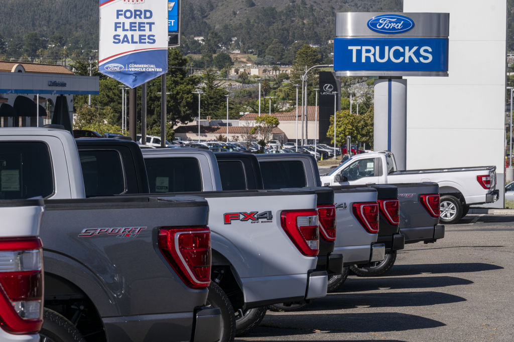A Ford Motor Dealership Ahead Of Earnings Figures