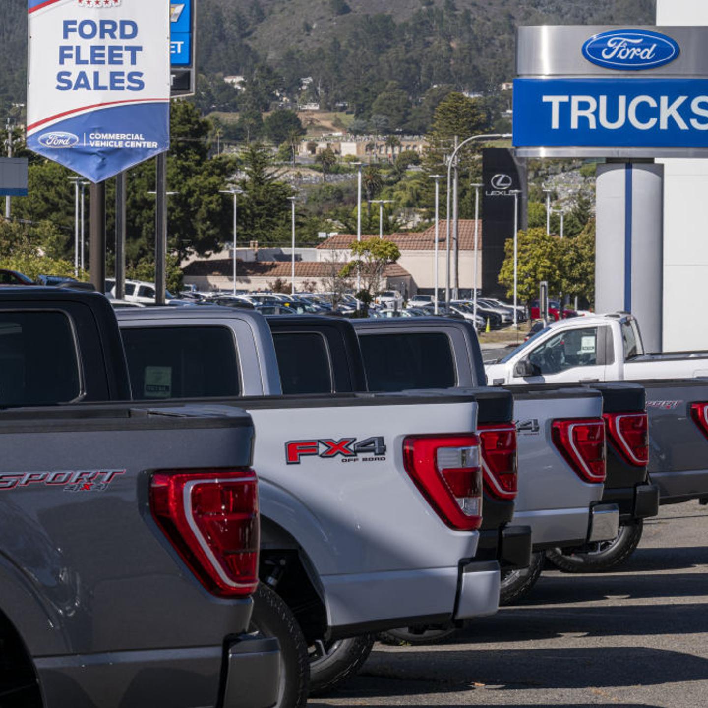A Ford Motor Dealership Ahead Of Earnings Figures