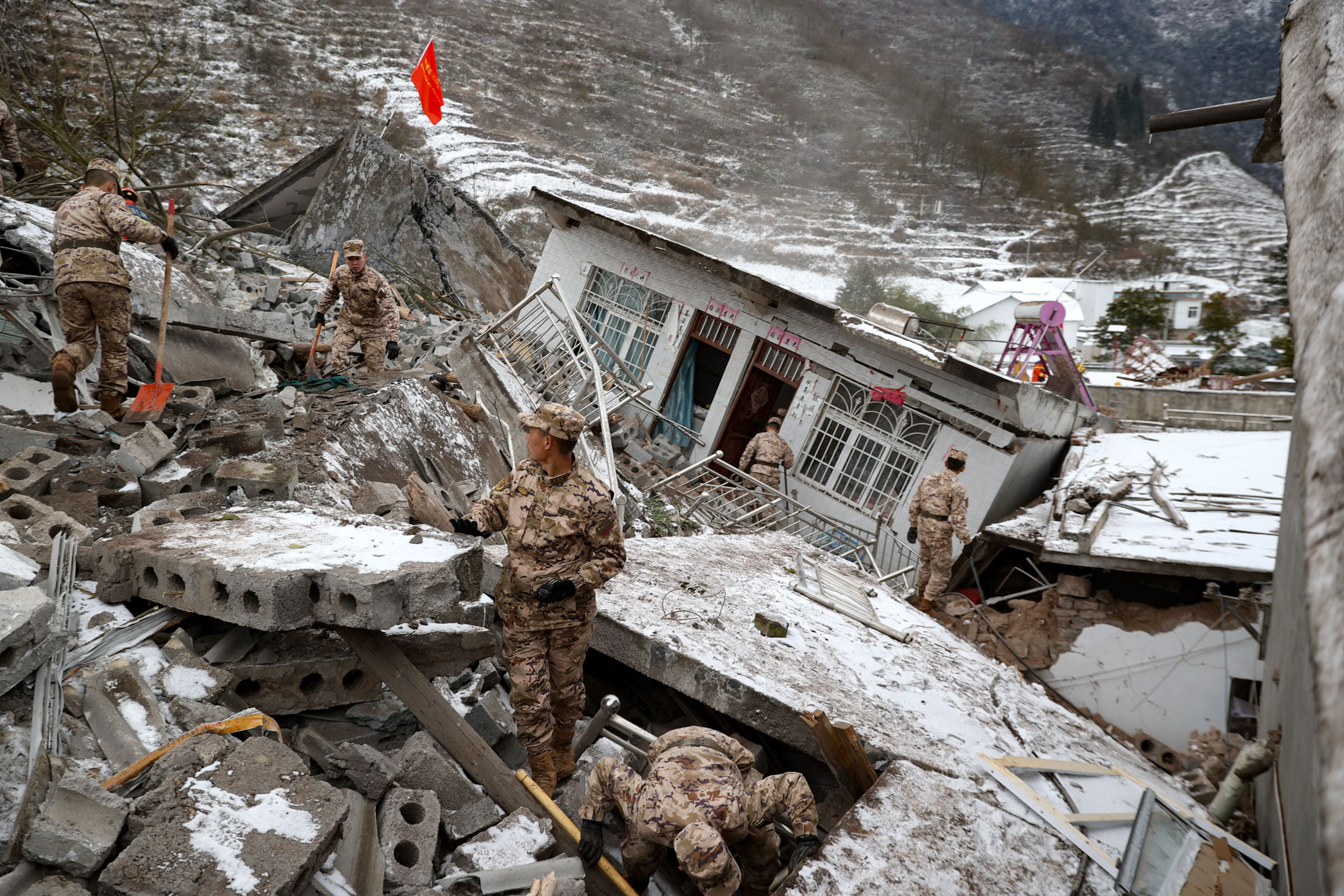 TOPSHOT-CHINA-ACCIDENT-LANDSLIDE