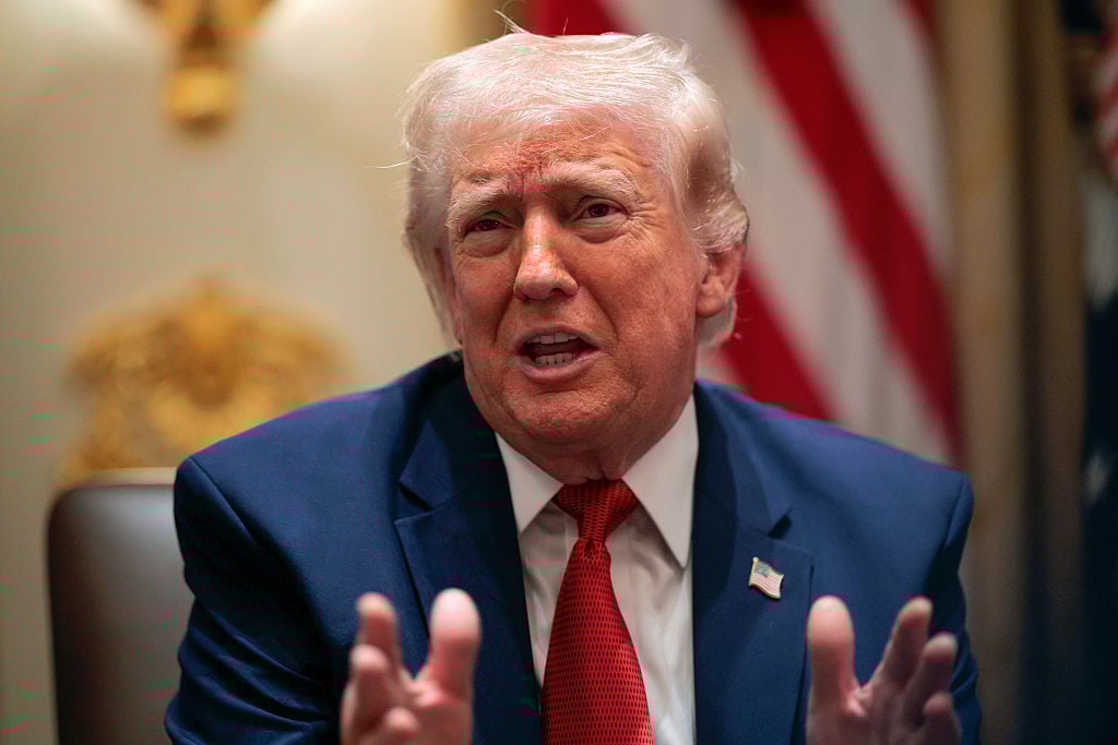 White House Signals Willingness to End Iran War Without Reopening Strait of Hormuz