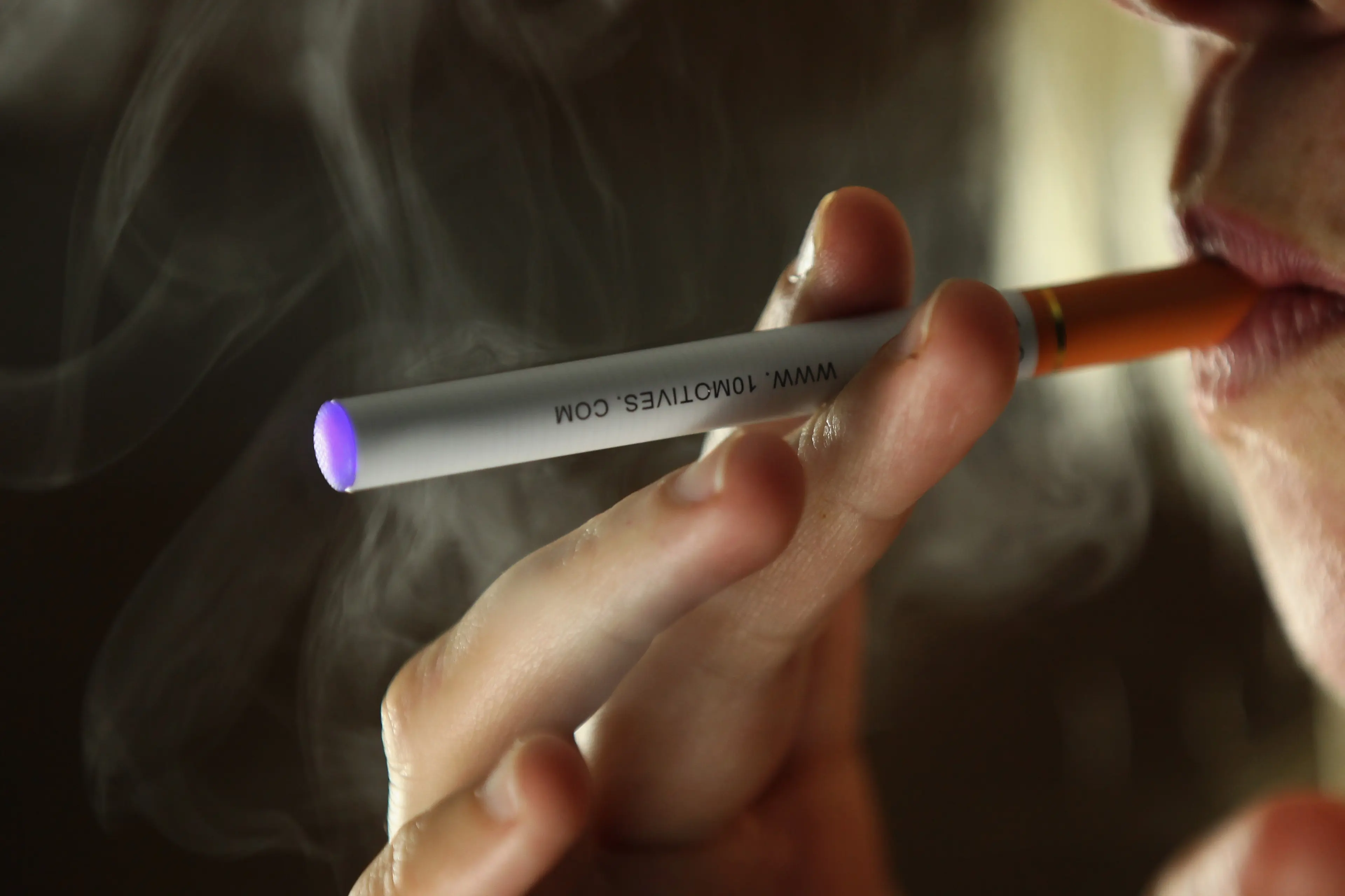 Study: E-Cigarettes Reduce Tobacco Cravings Study: E-Cigarettes Reduce Tobacco Cravings