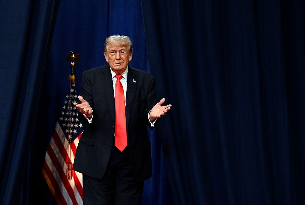 Trump Pauses ‘Project Freedom’ in Hope of Deal With Iran