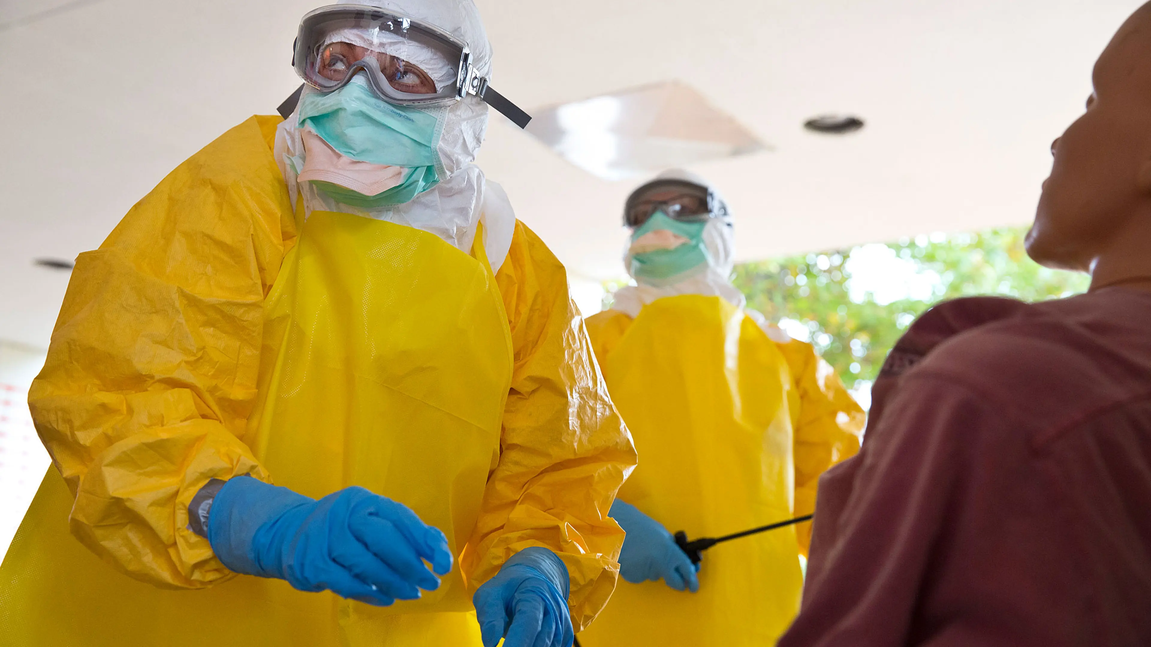CDC Recommends Full Coverage for Personal Protective Equipment