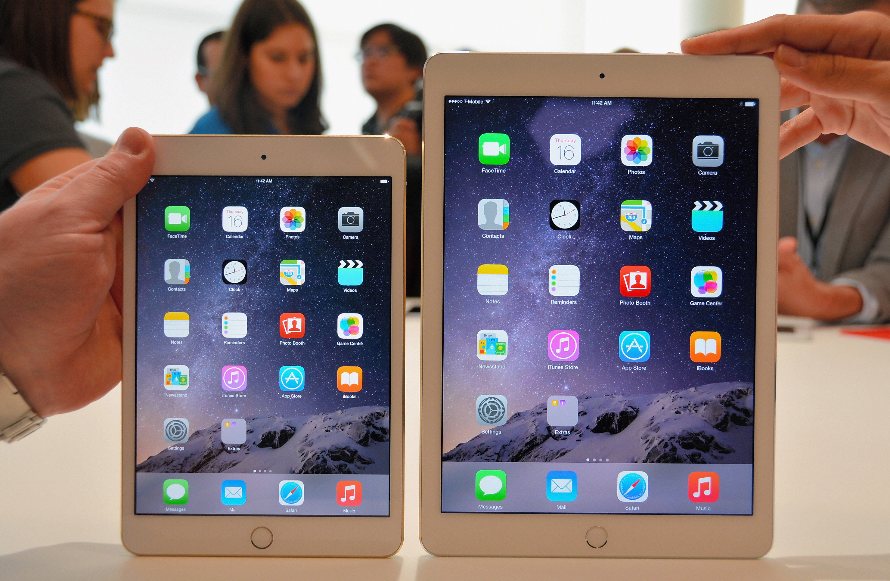 iPad Air 2 Reviews: A Great But Nonessential Product