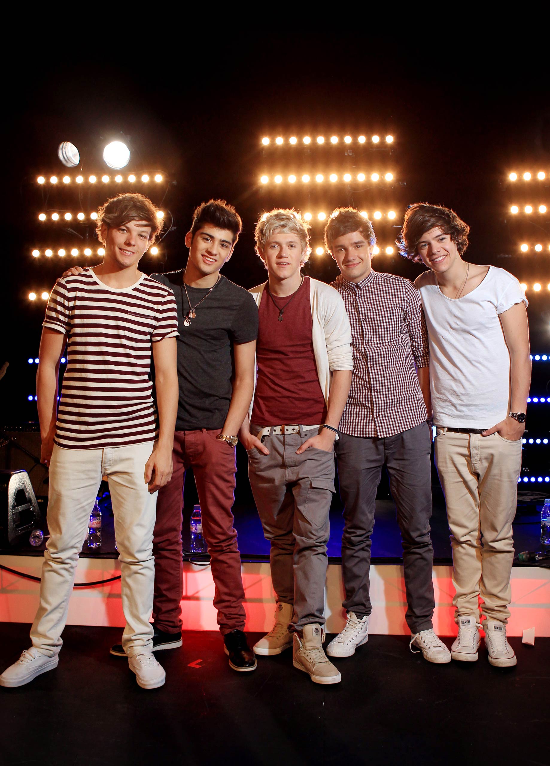 One Direction Sets 6 New Guinness World Records