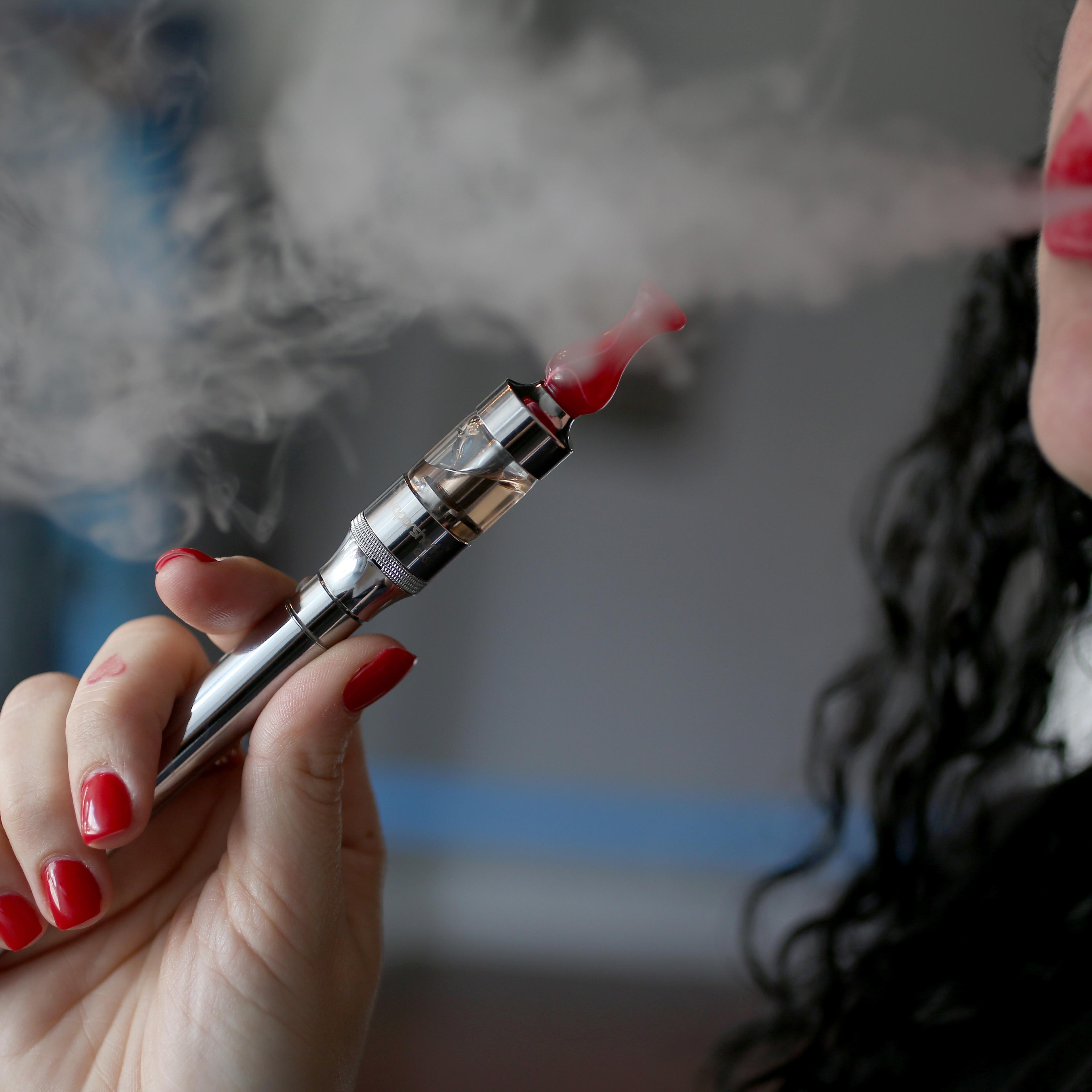 Top US Tobacco Companies Enter E-Cigarette Market