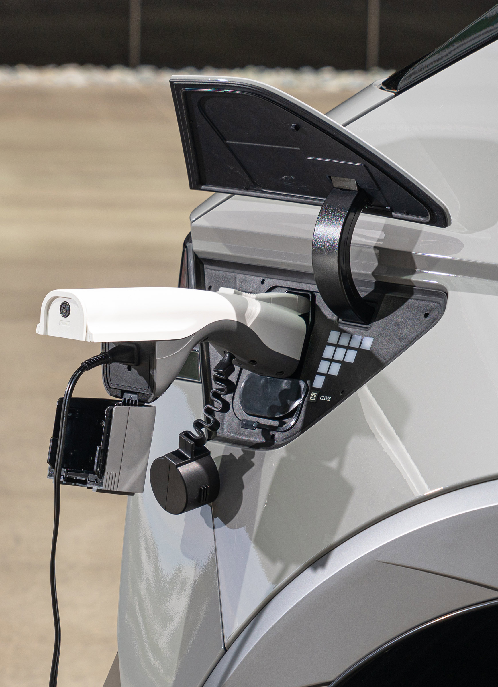 best-inventions-2022-hyundai-vehicle-to-load