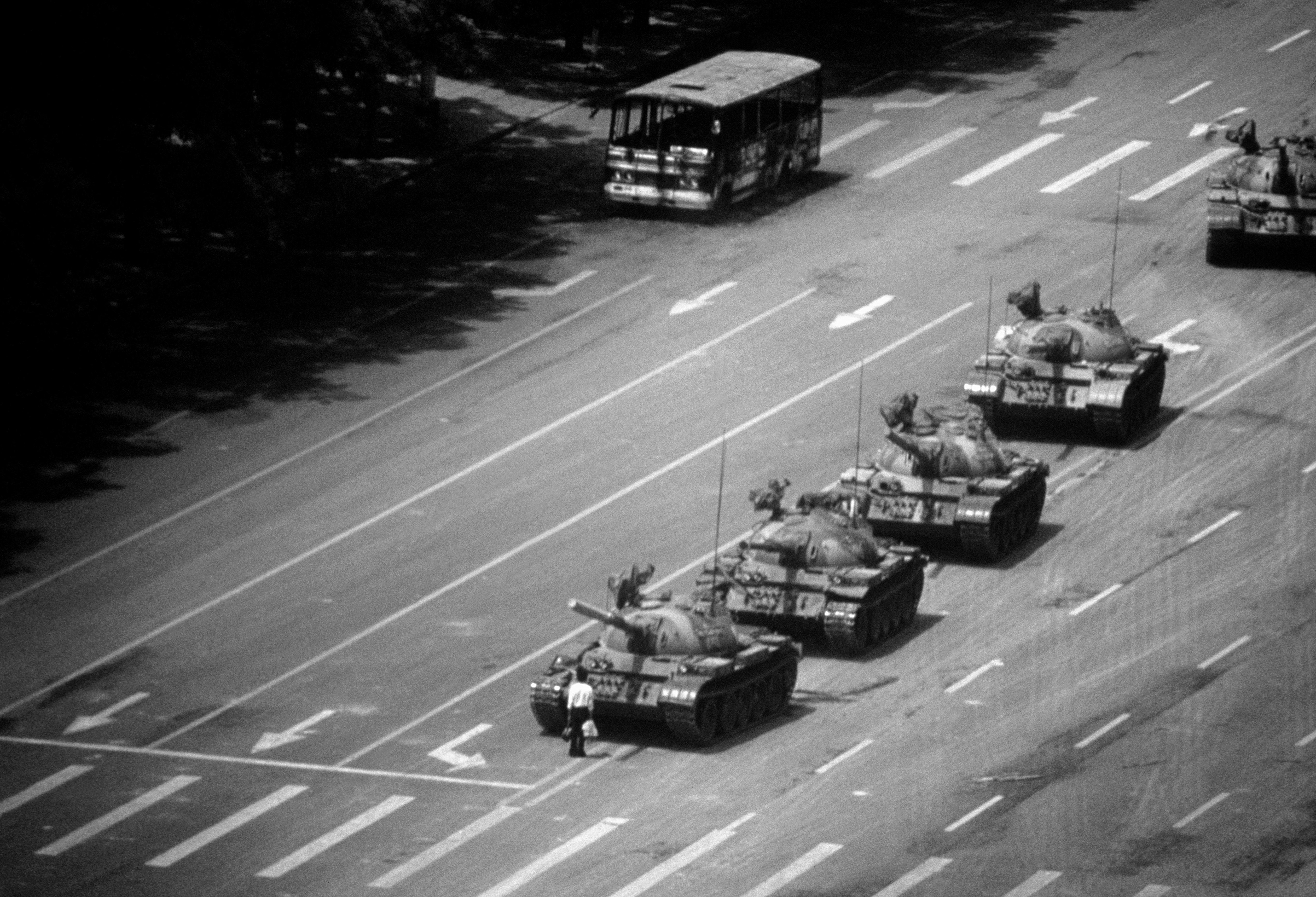 protest-china-beijing-tiananmen-square-tank-man-stuart-franklin-magnum