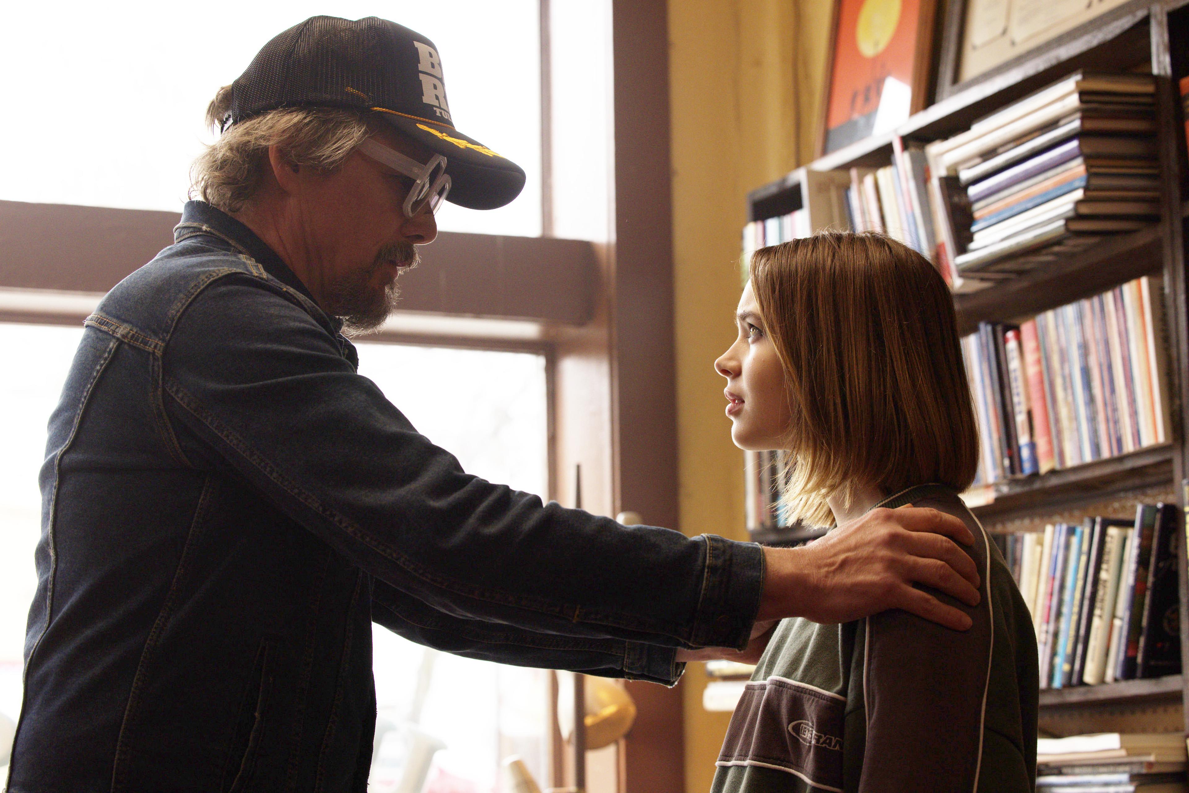 Lee and Francis in The Lowdown Lee Raybon and his daughter Francis in a quiet bookstore moment in The Lowdown