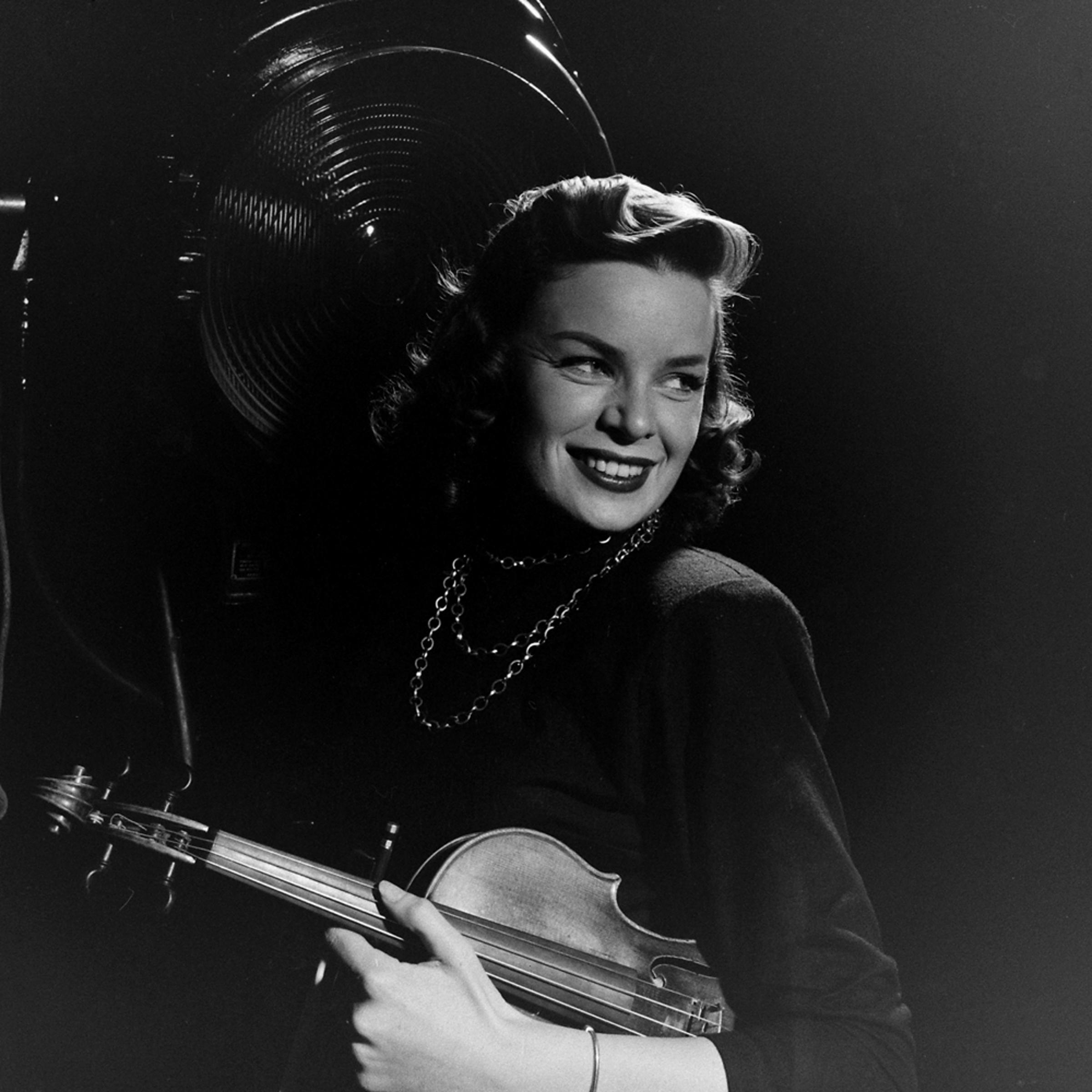 Actress and violinist Marcia Van Dyke.