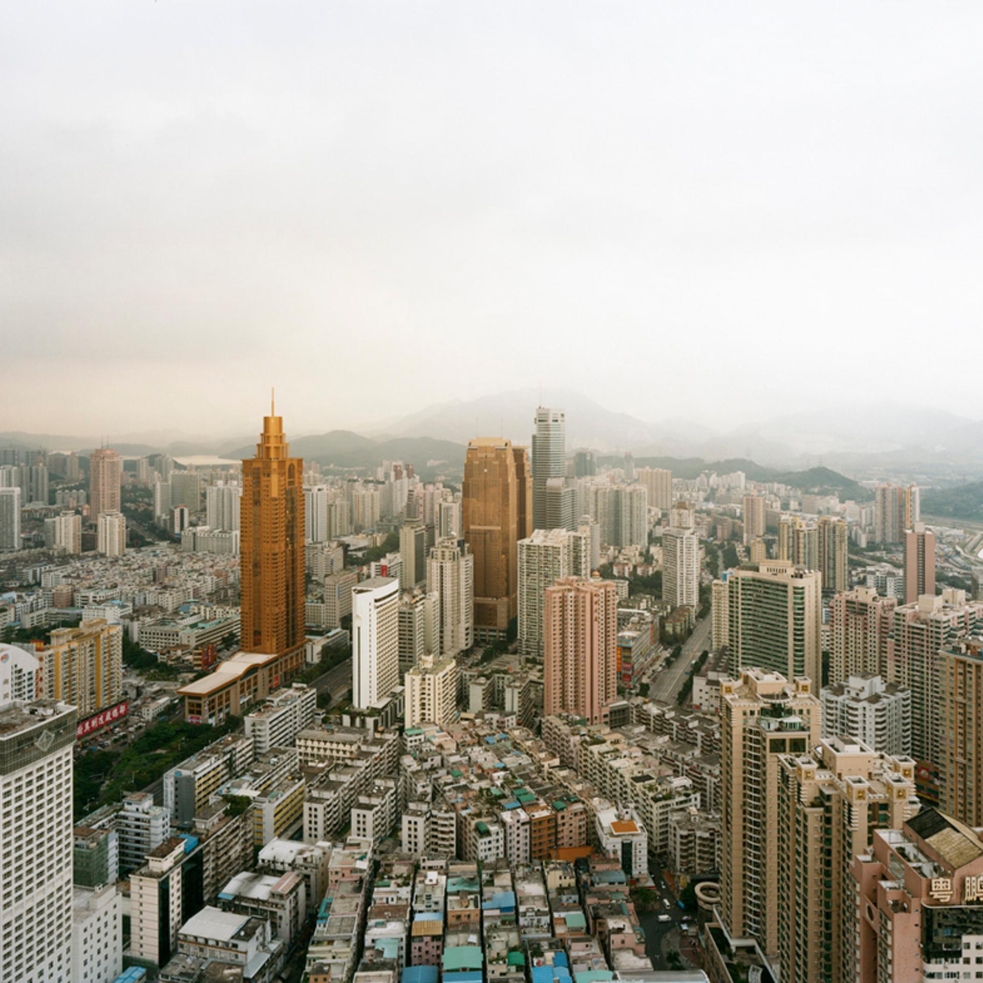 Luohu District, Shenzhen, 2008 <br>
From the series <i>Cities</i>