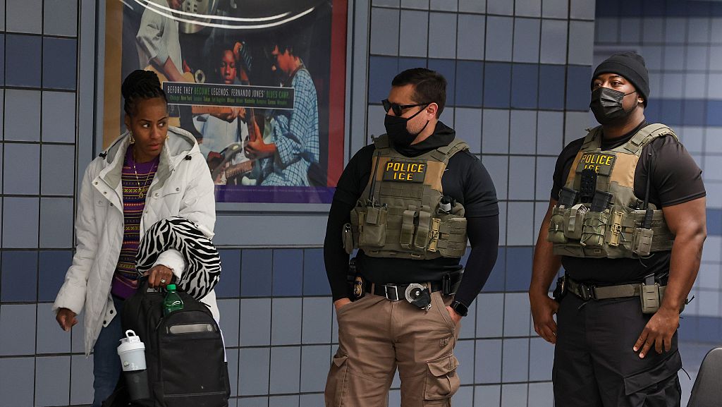 Trump Asks ICE Agents Not to Wear Masks While Assisting at Airports