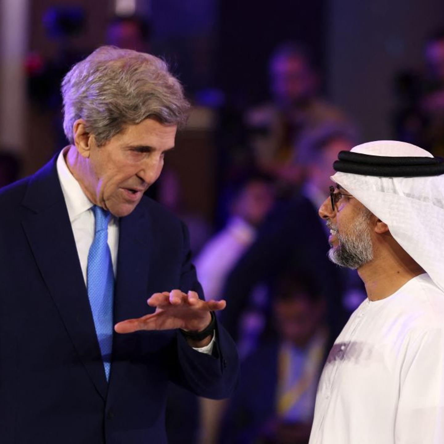 John Kerry speaks with UAE's Minister of Energy and Industry Suhail al-Mazrouei