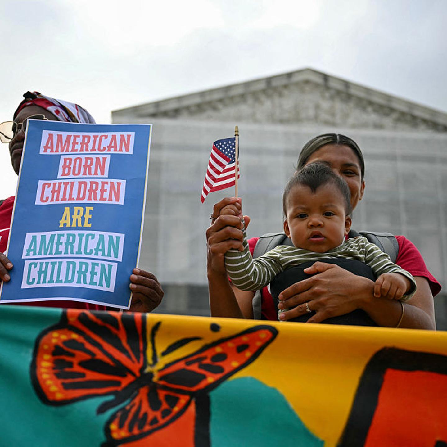 US-POLITICS-JUSTICE-TRUMP-CITIZENSHIP-PROTEST