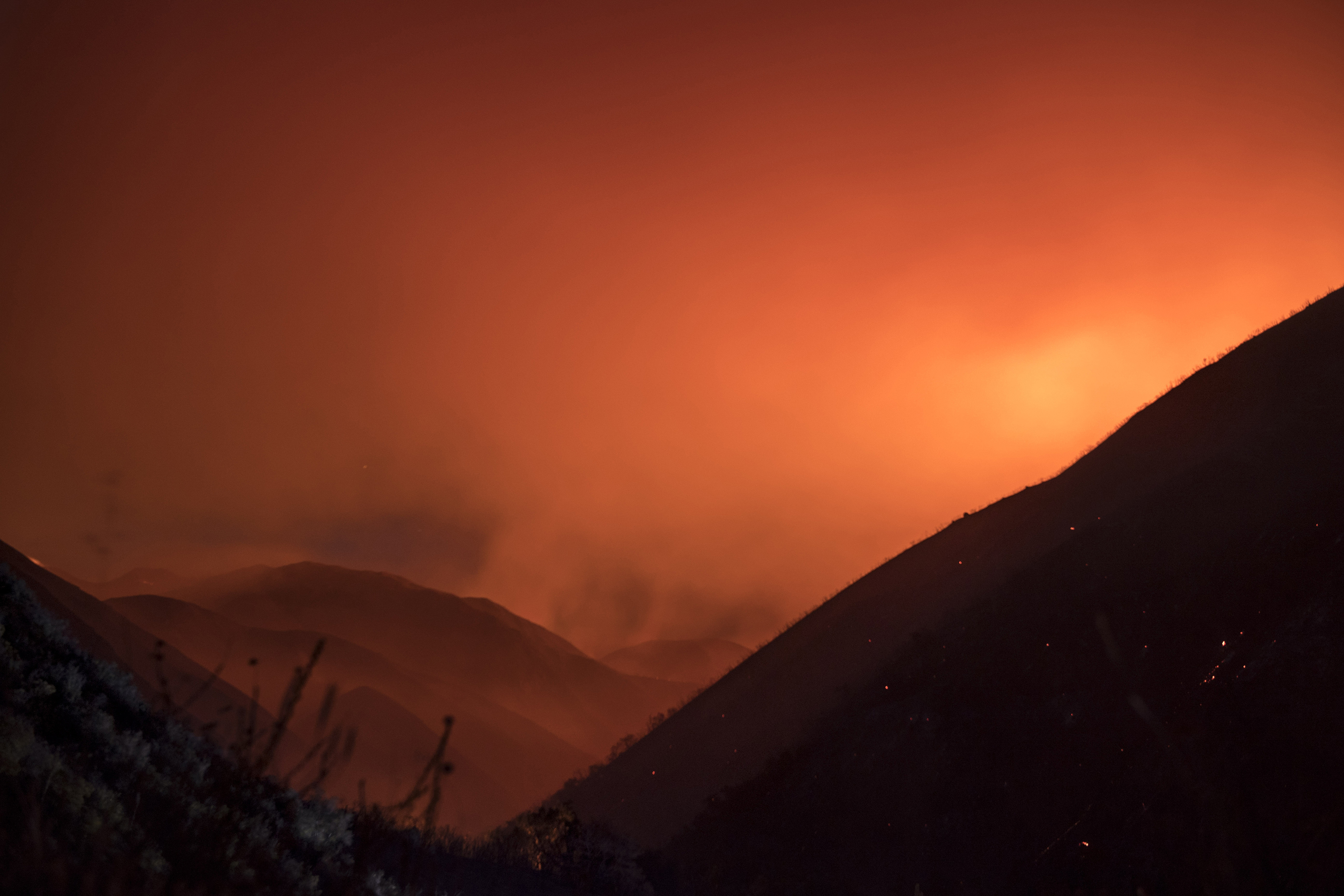 Holy Fire breaks out in Cleveland National Forest in Southern California