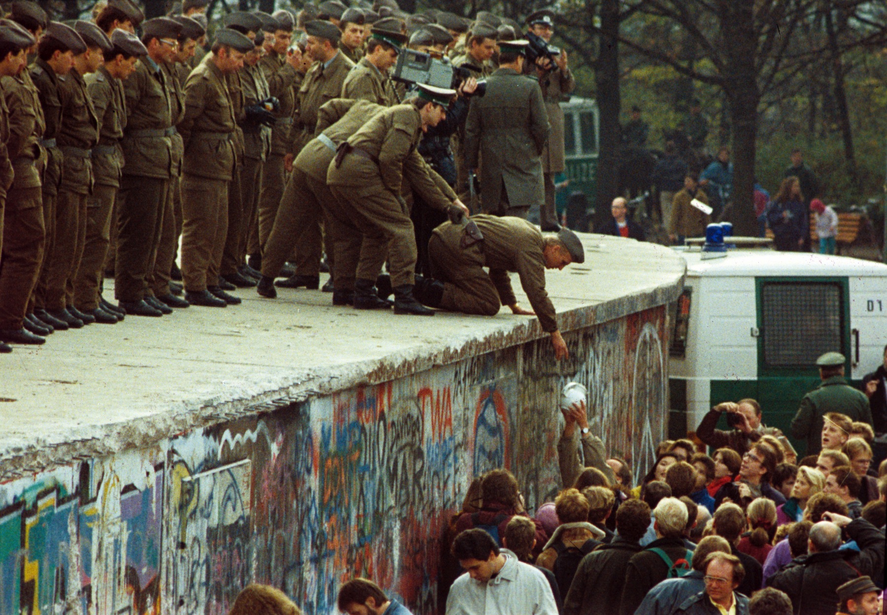 Berlin Wall 25 Years After the Fall: Photo Submission Guidelines