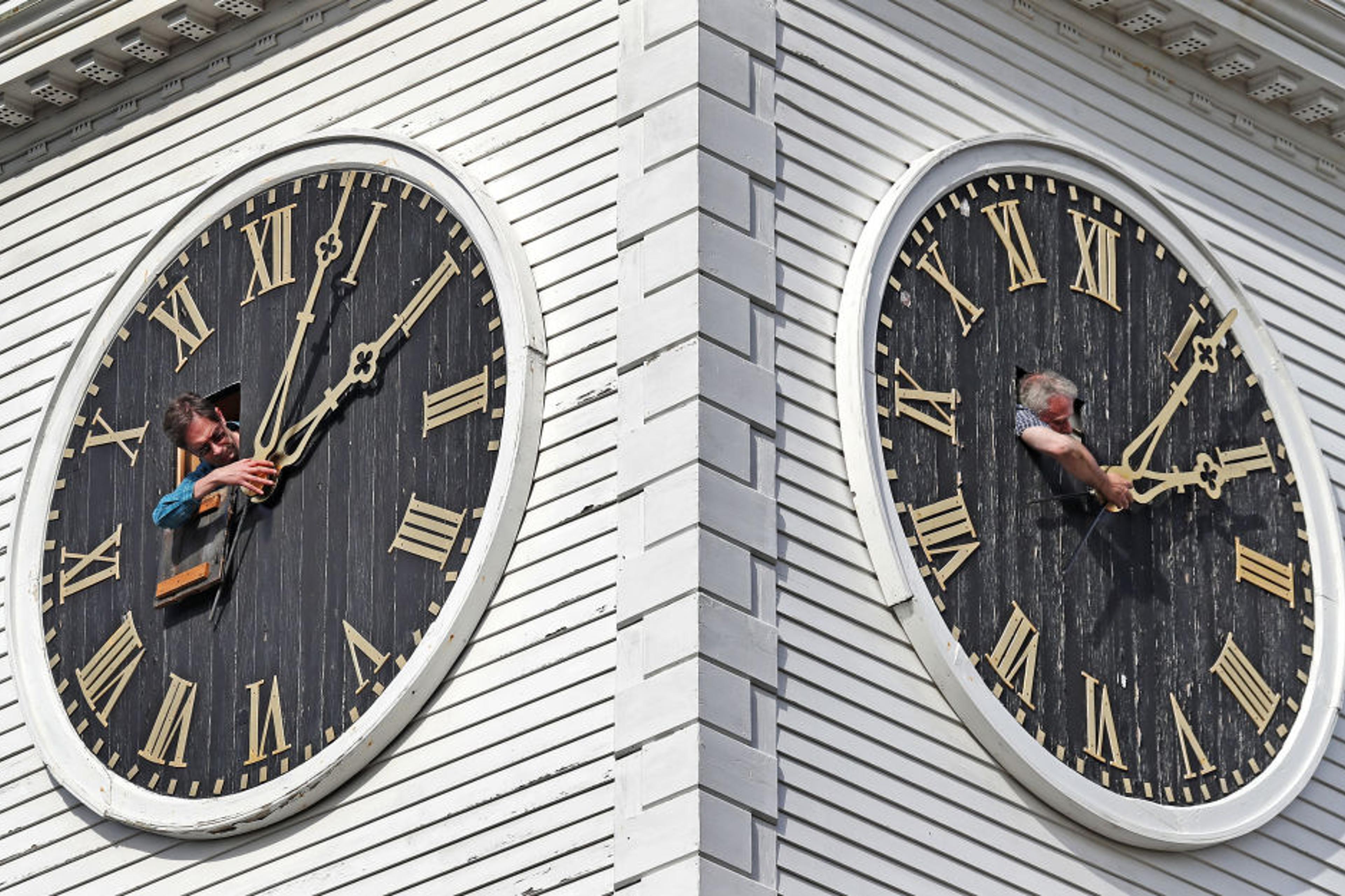 Daylight savings concept