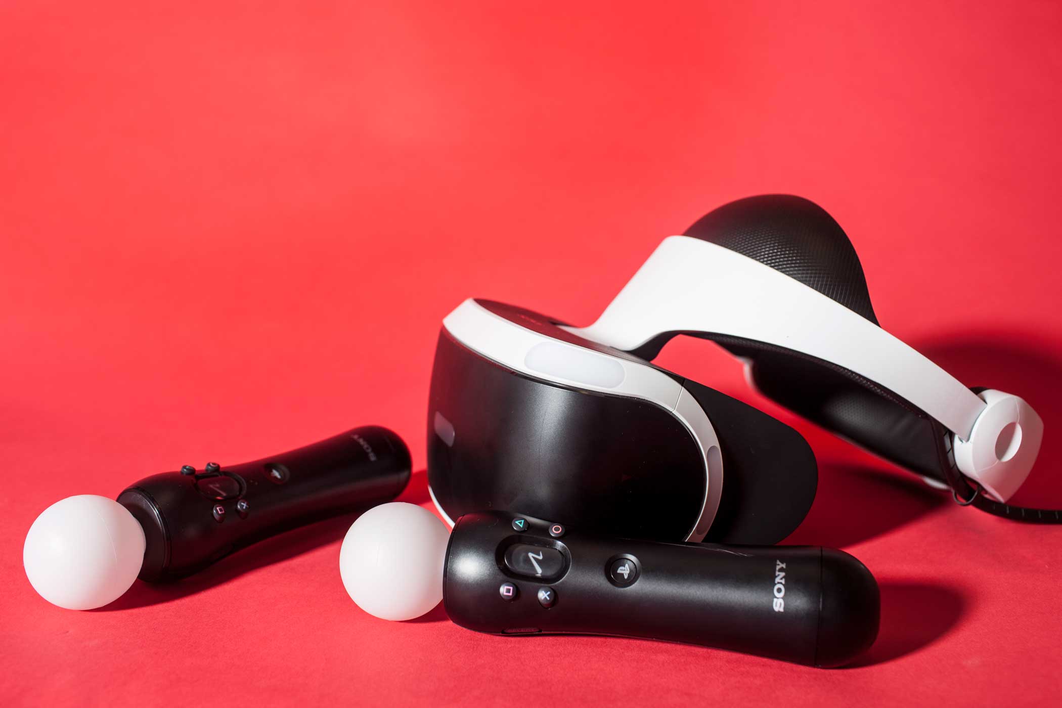 Review: Playstation VR Is the Best Virtual Reality Headset